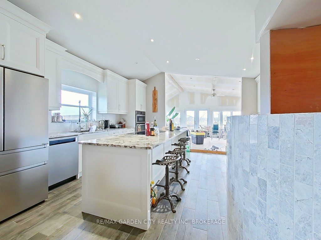 1030 Metler Road Property Photo 11