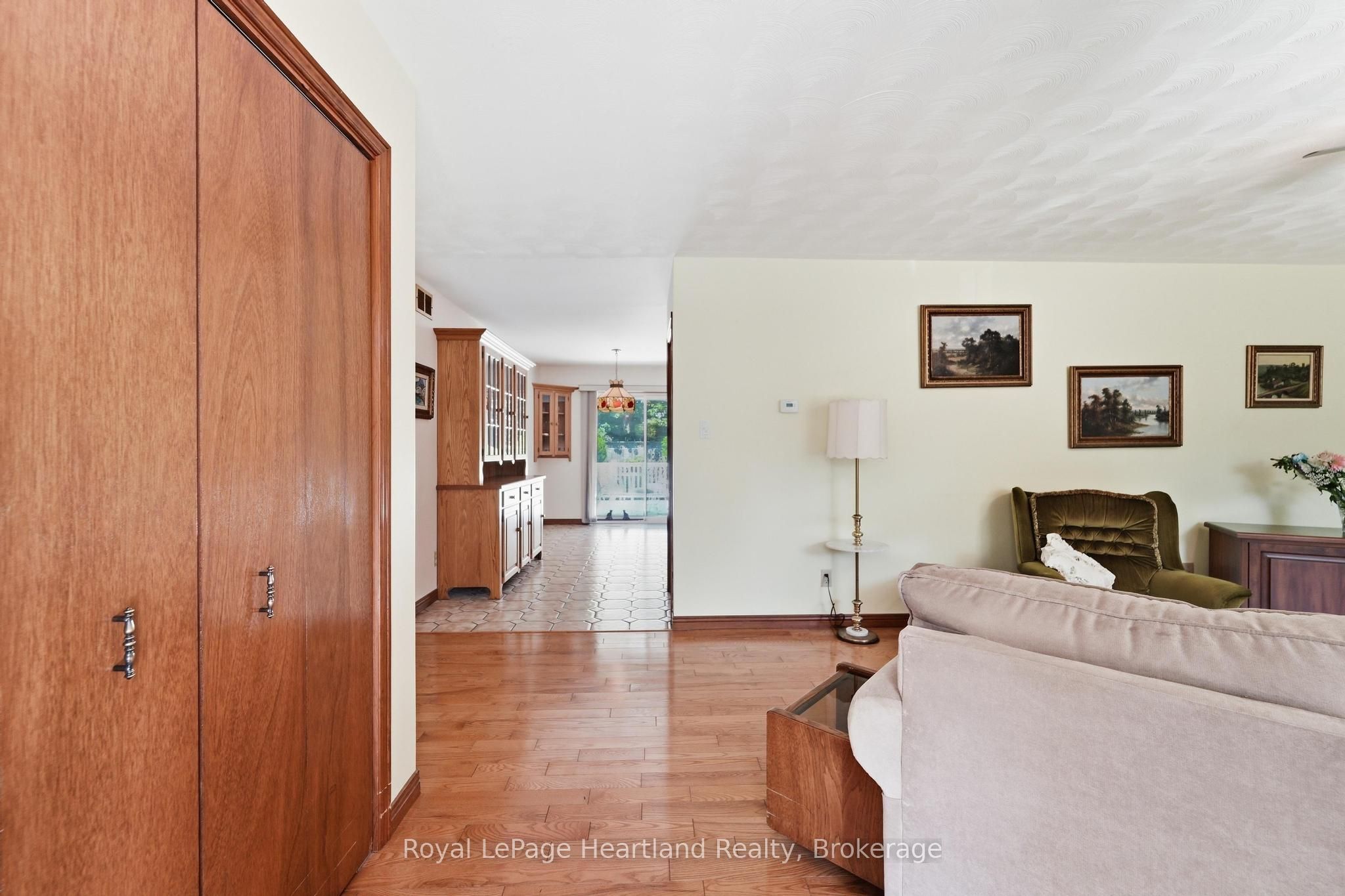 24 Leonard Drive Property Photo 4