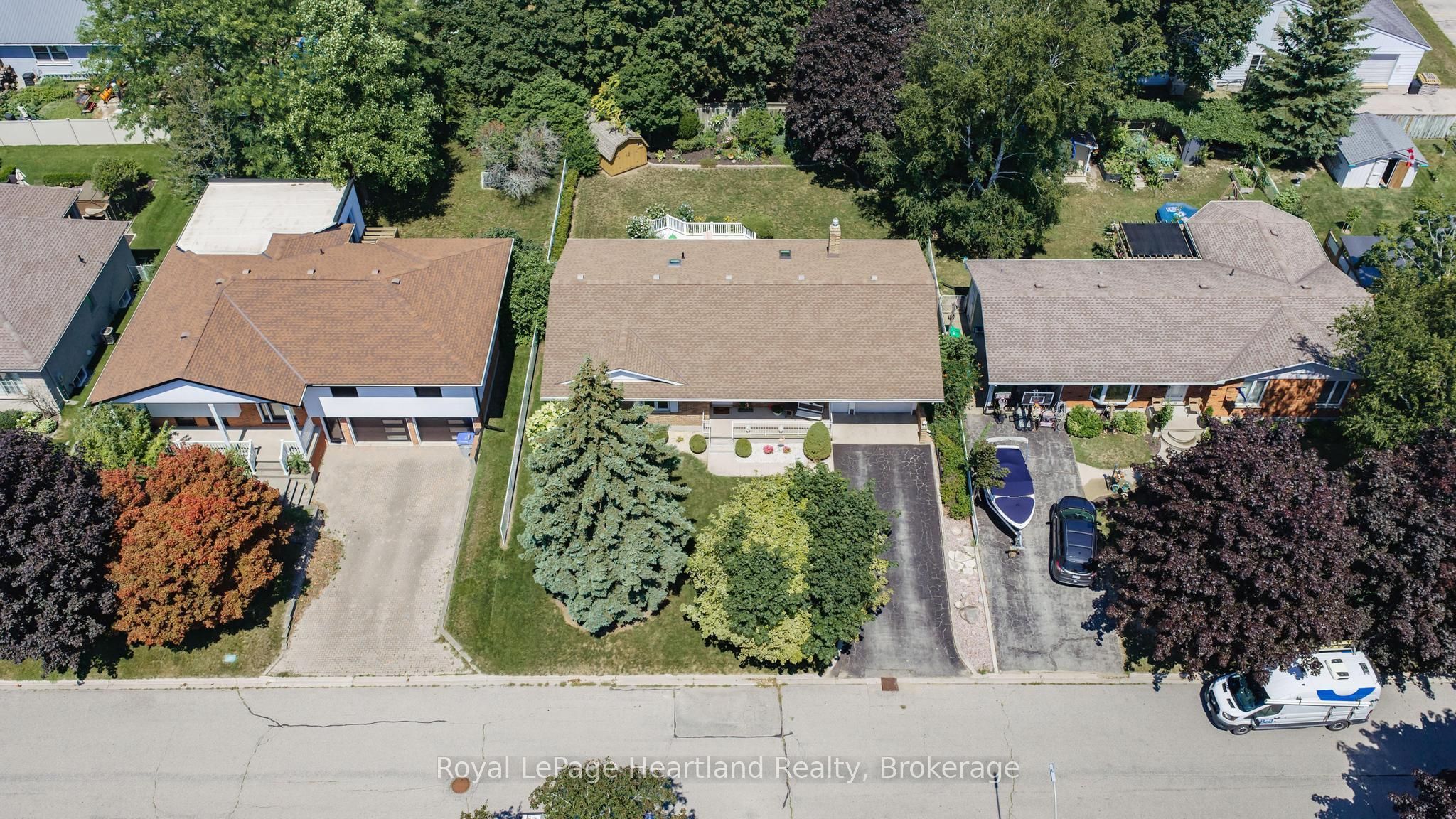 24 Leonard Drive Property Photo 38