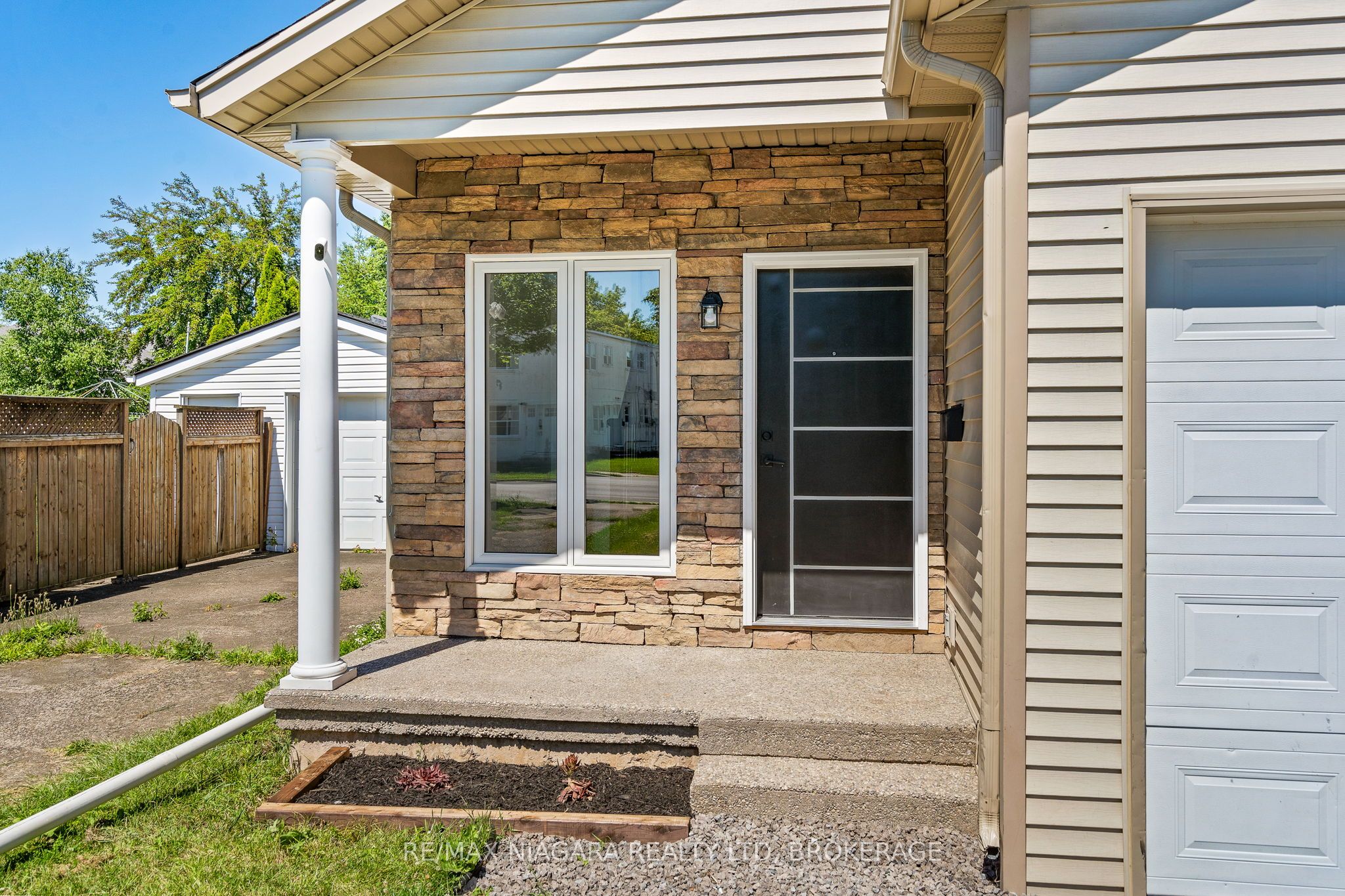 46a Pelham Road Property Photo 2