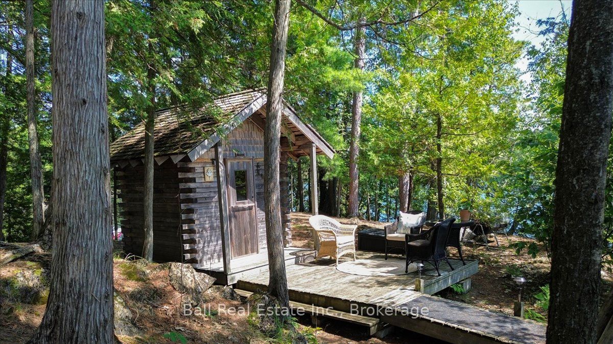 132b Jade Court Property Photo 6