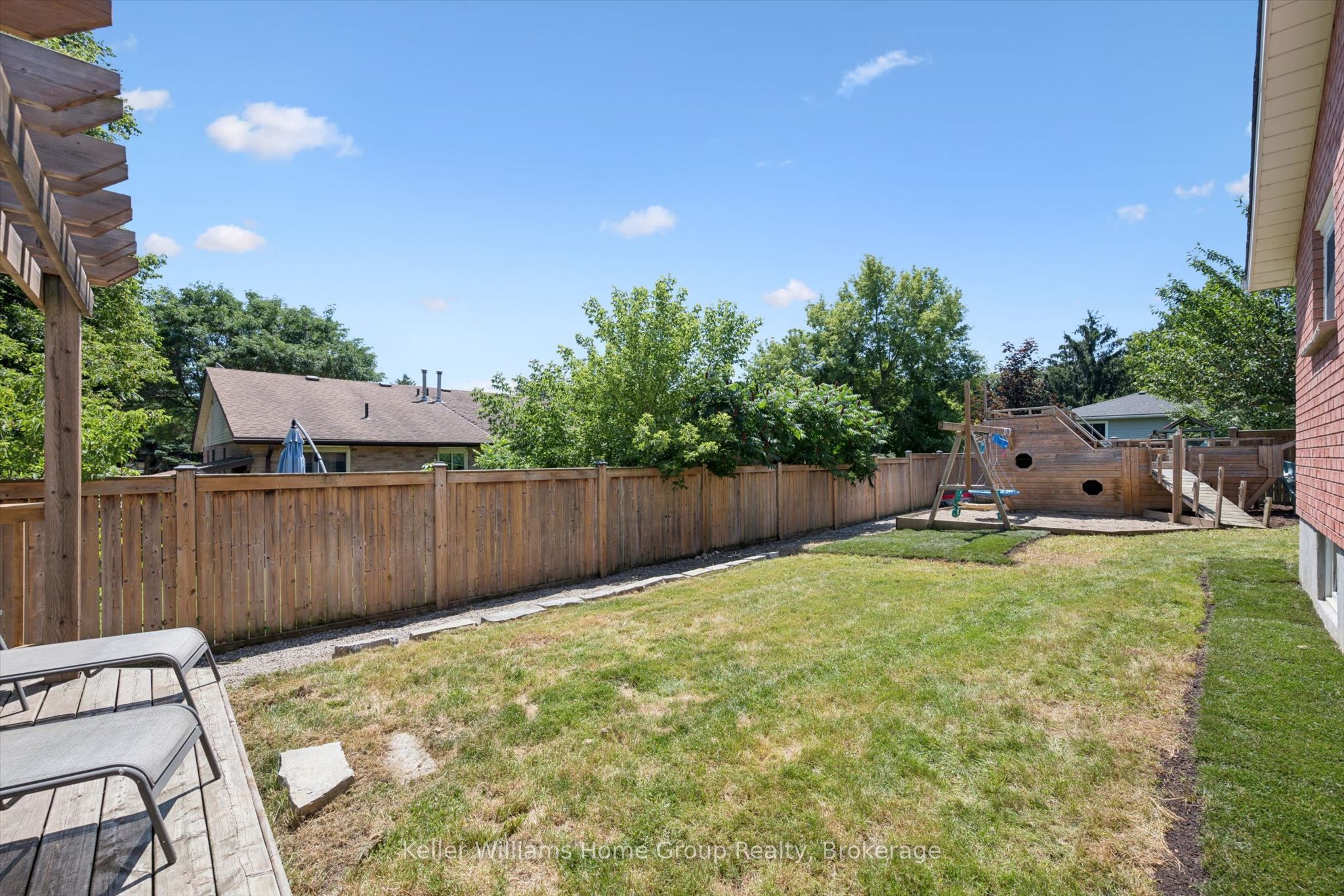 273 Colborne Street Property Photo 37
