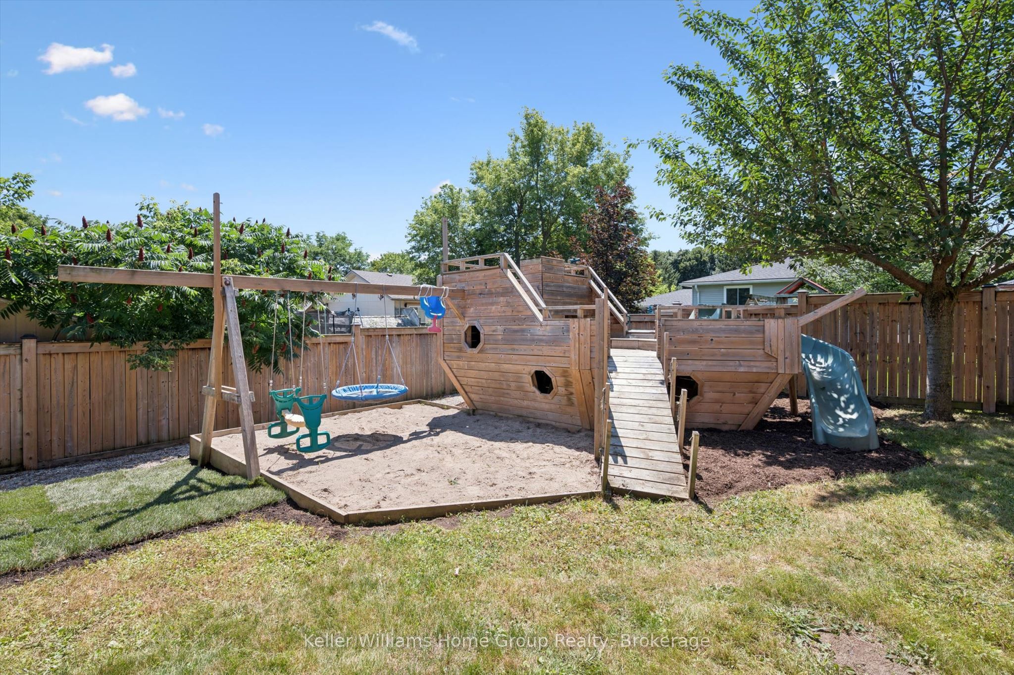 273 Colborne Street Property Photo 38
