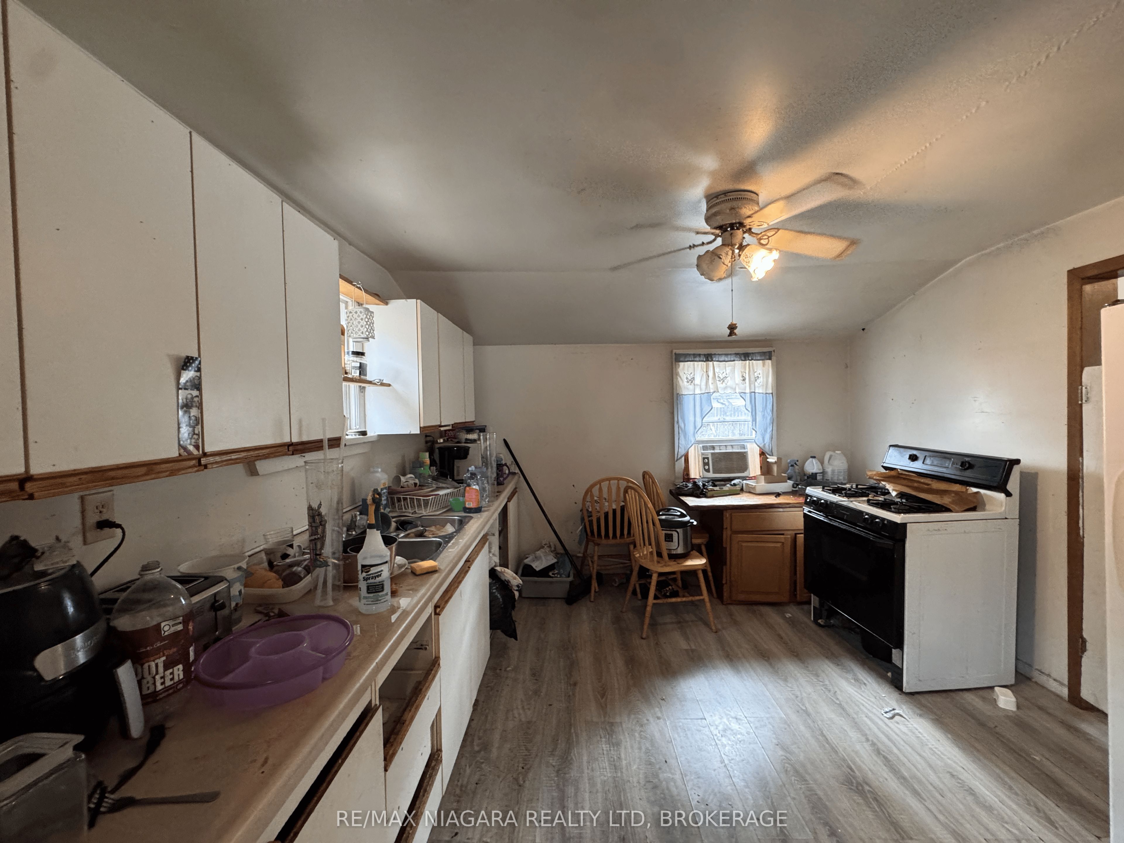 151 Humboldt Parkway Property Photo 11