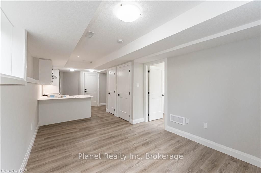 330 Exhibition Street 2 Property Photo 4