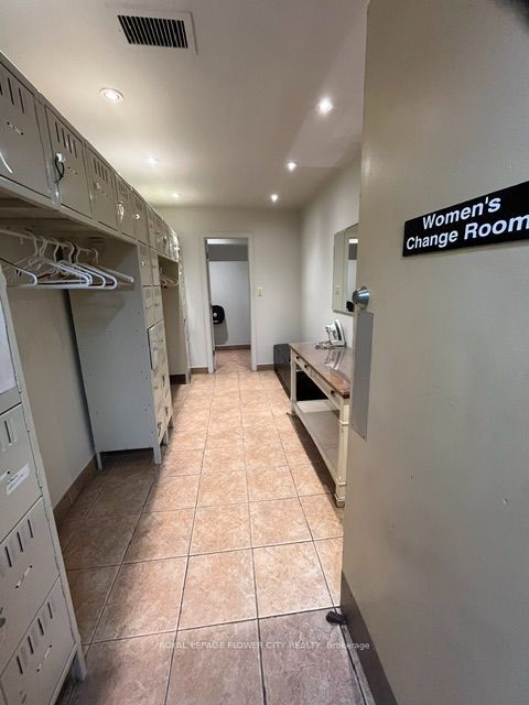 60 Walnut Street Property Photo 30