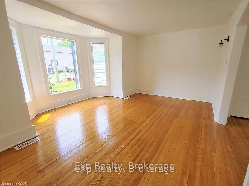 33 Murney Street Property Photo 7