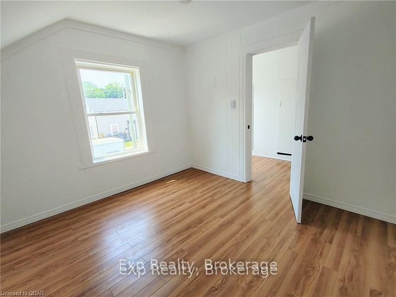 33 Murney Street Property Photo 14
