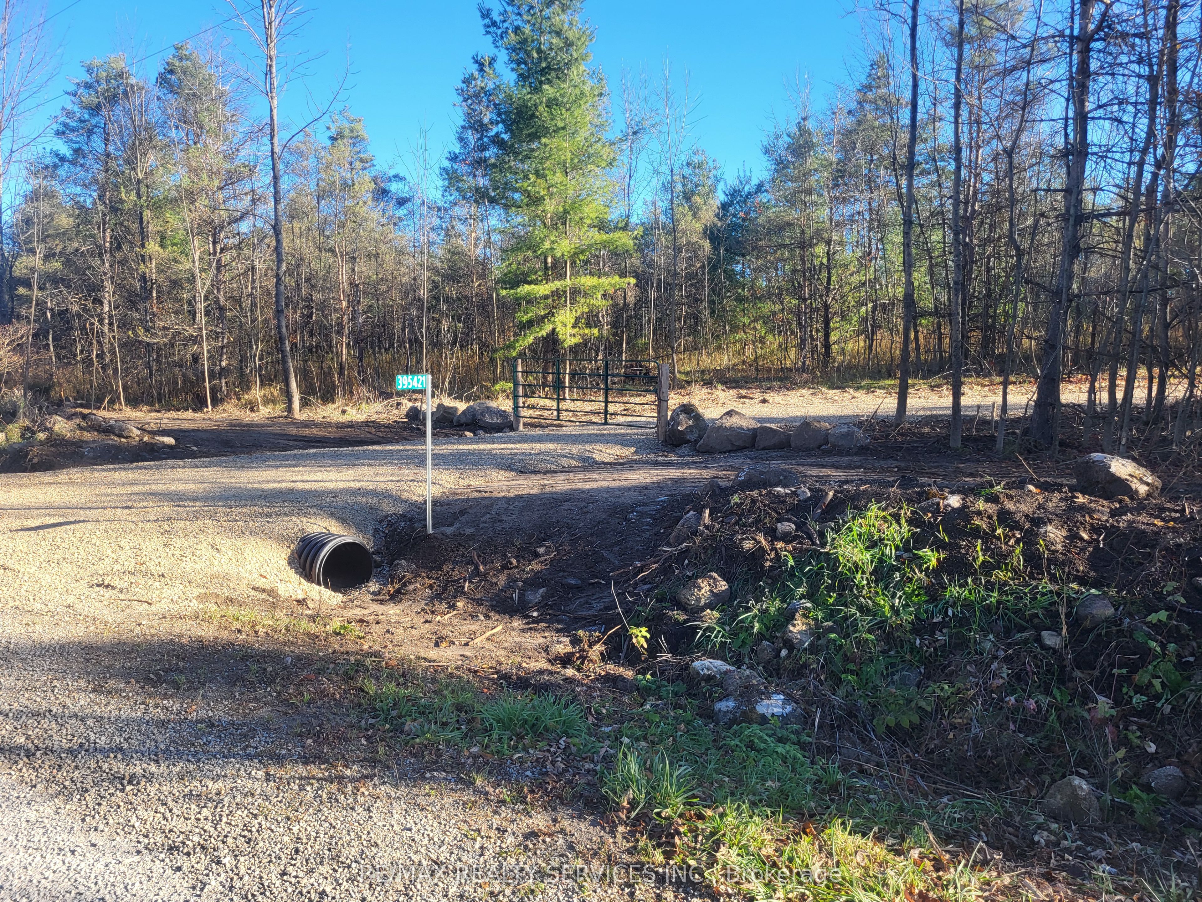 395421 Concession 2 Road Property Photo 1