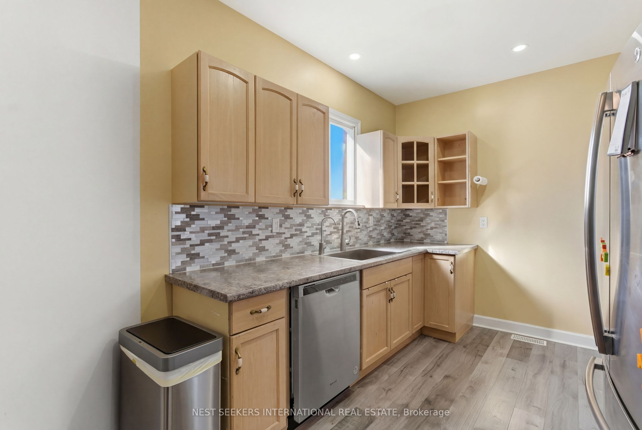 154 Niagara Falls Road Property Photo 15