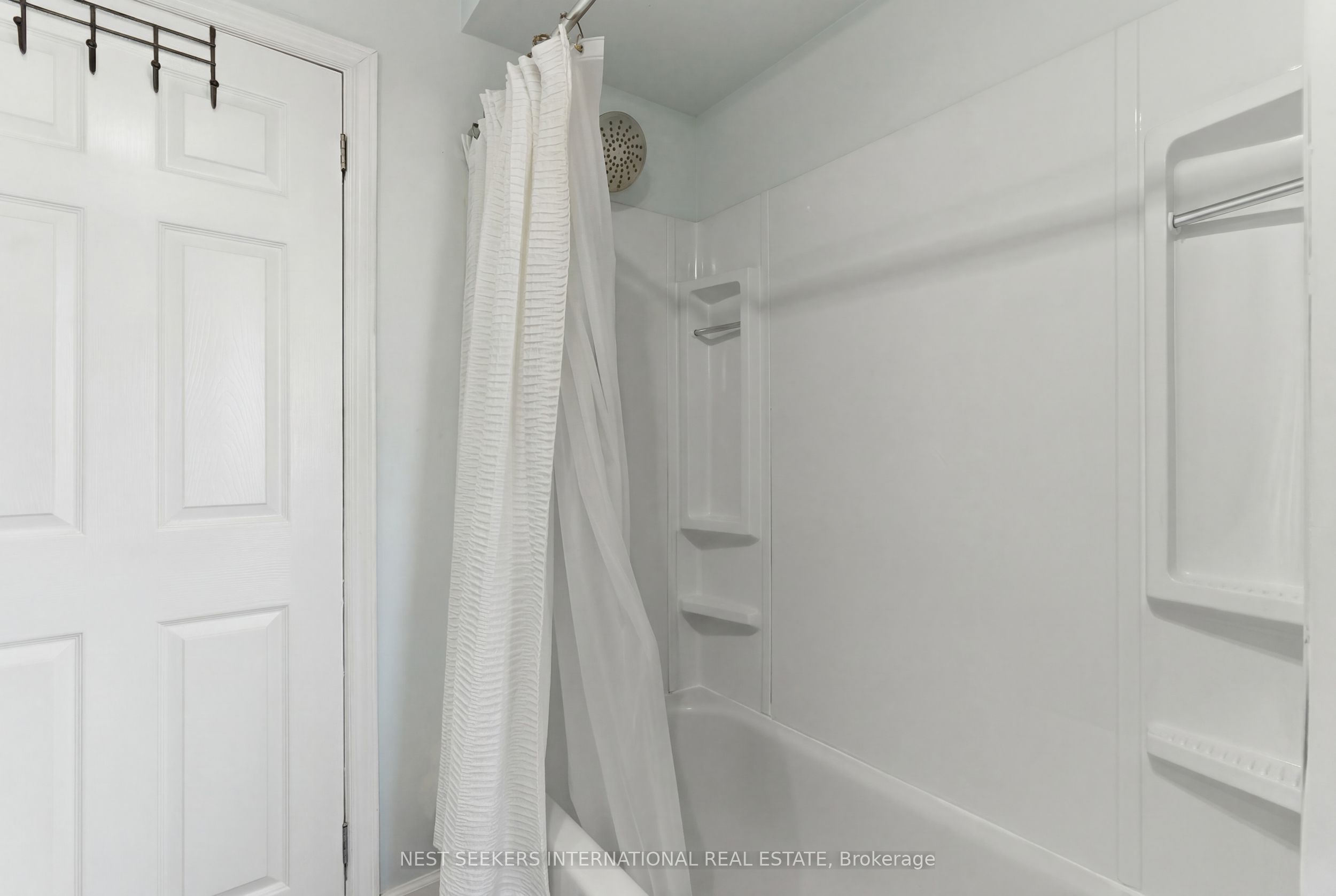 154 Niagara Falls Road Property Photo 22