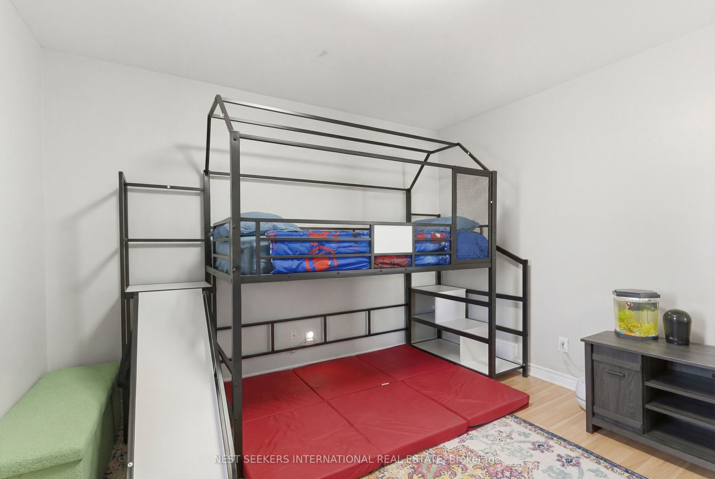 154 Niagara Falls Road Property Photo 26