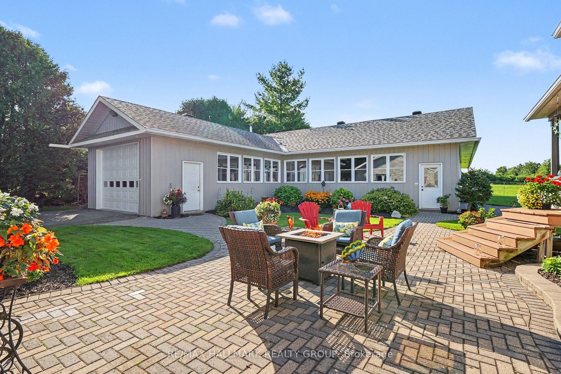 1721 Carsonby Road E Property Photo 3
