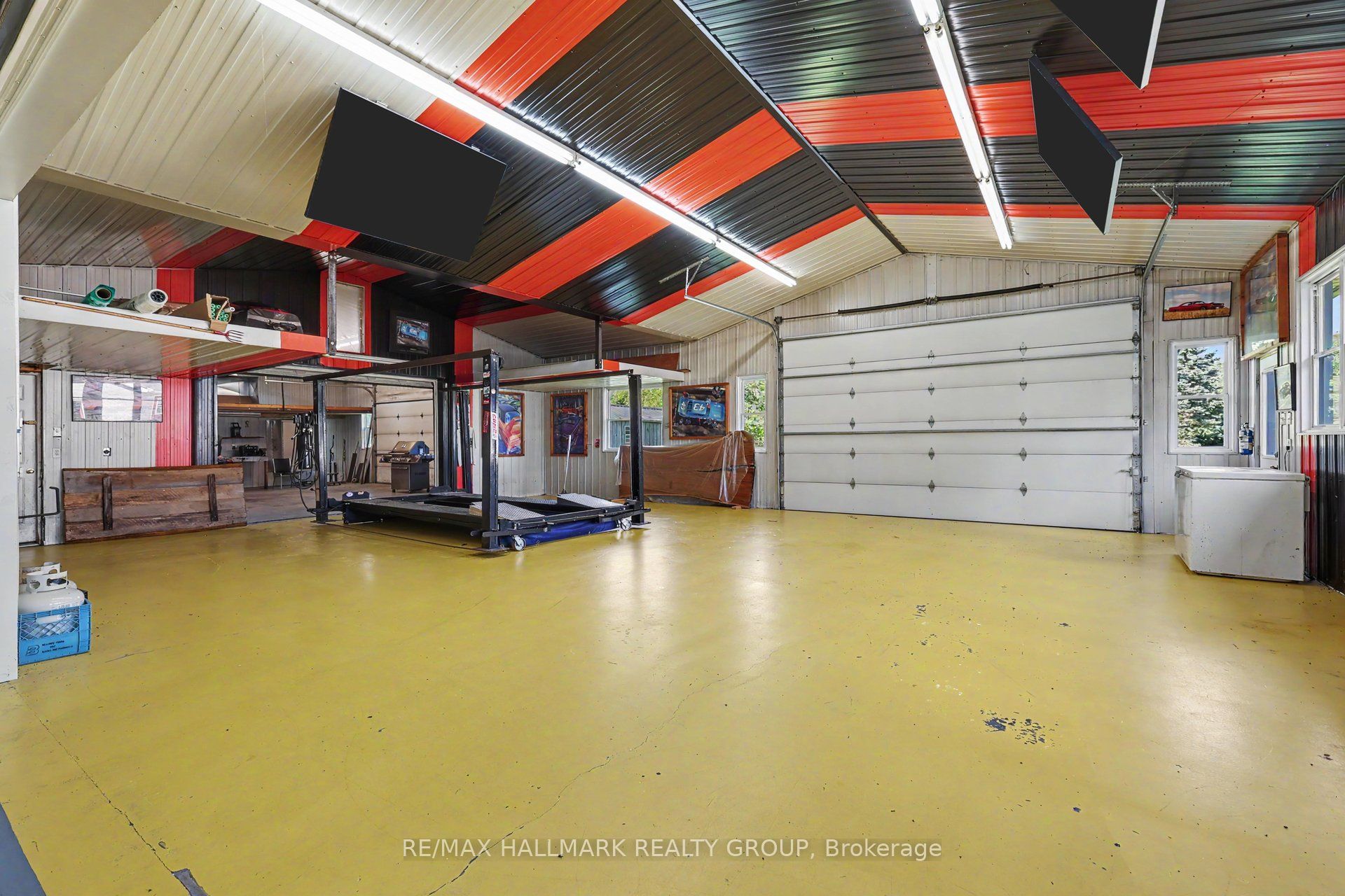 1721 Carsonby Road E Property Photo 7