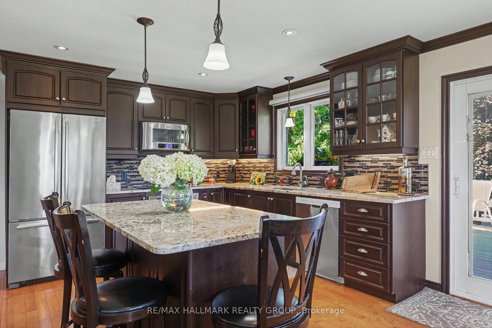 1721 Carsonby Road E Property Photo 14