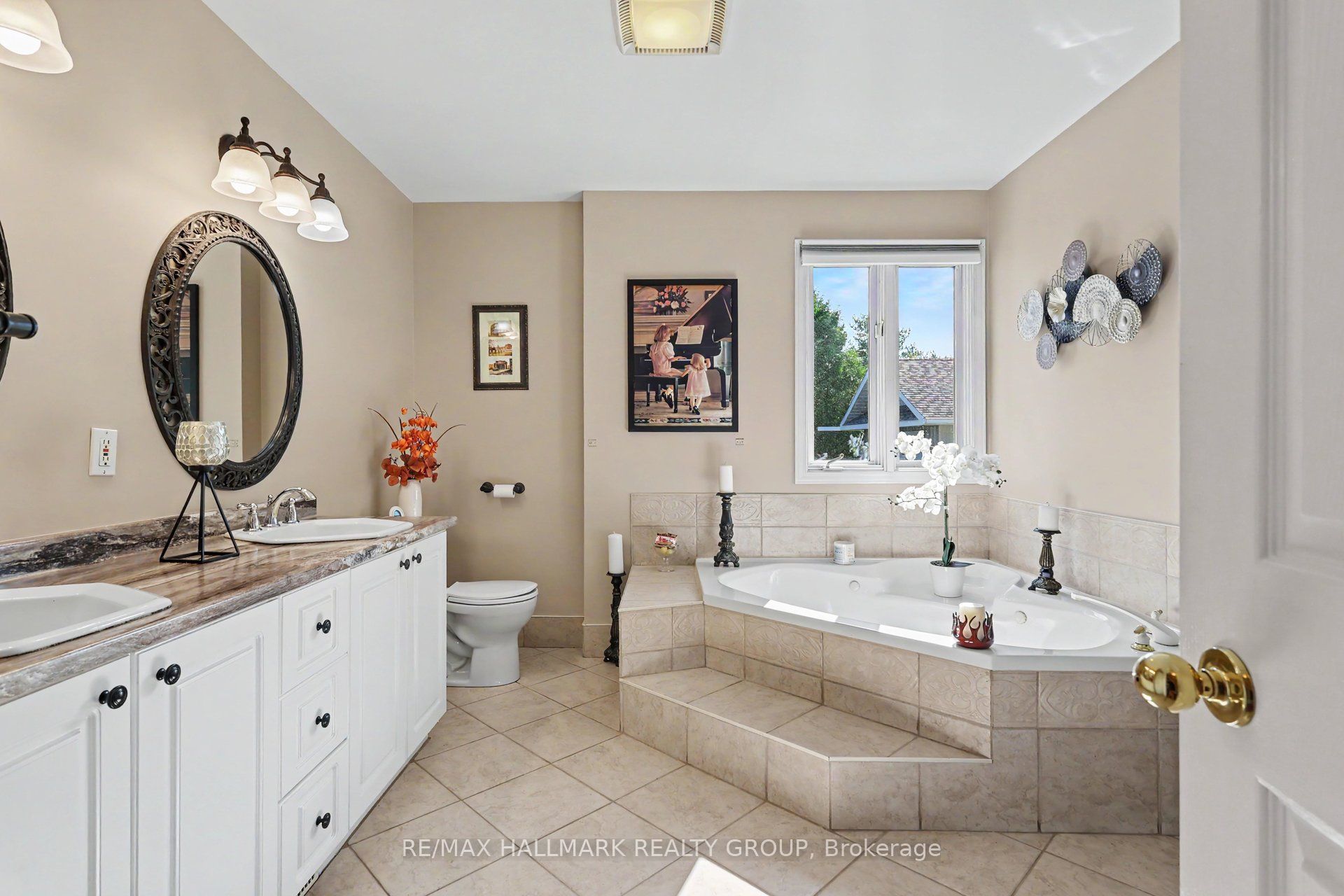 1721 Carsonby Road E Property Photo 26