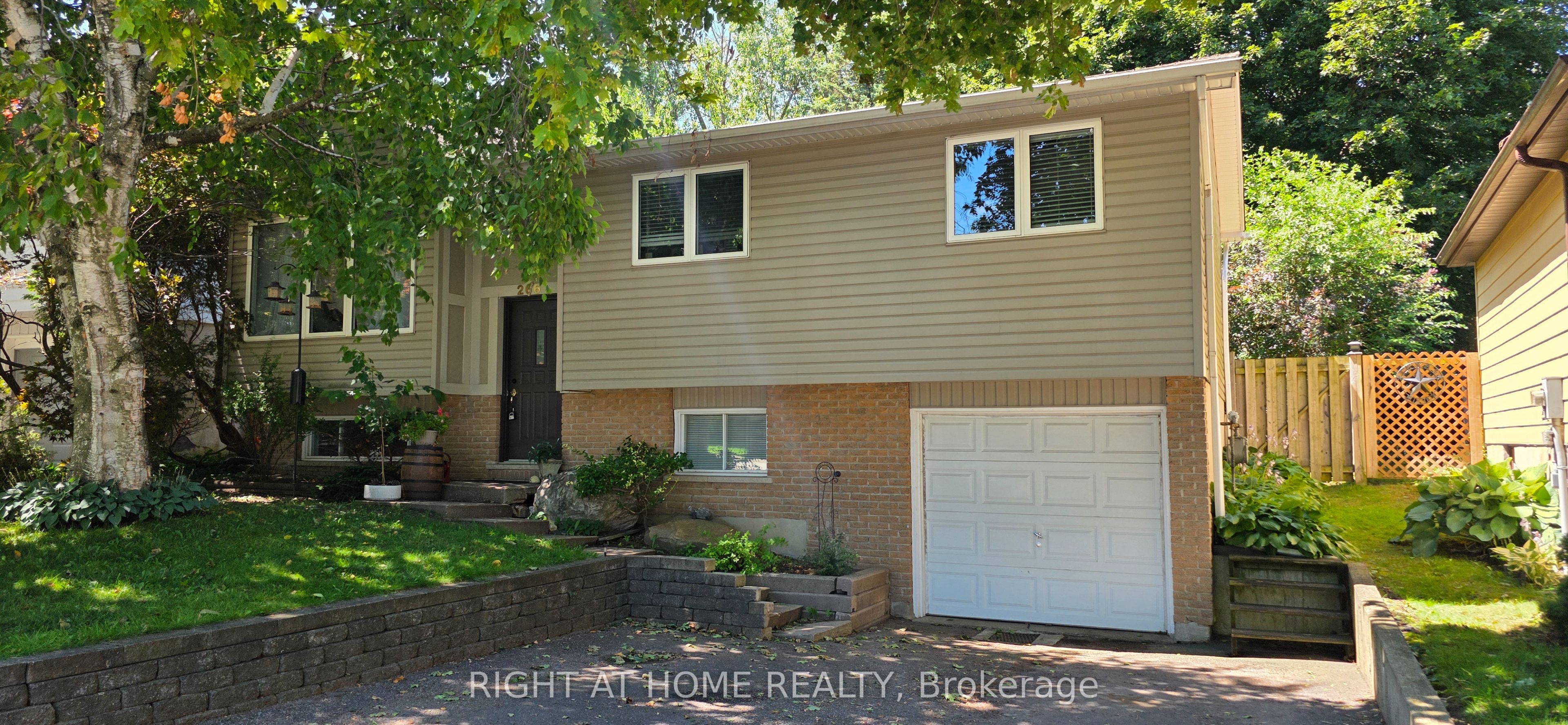 266 Gunn Avenue