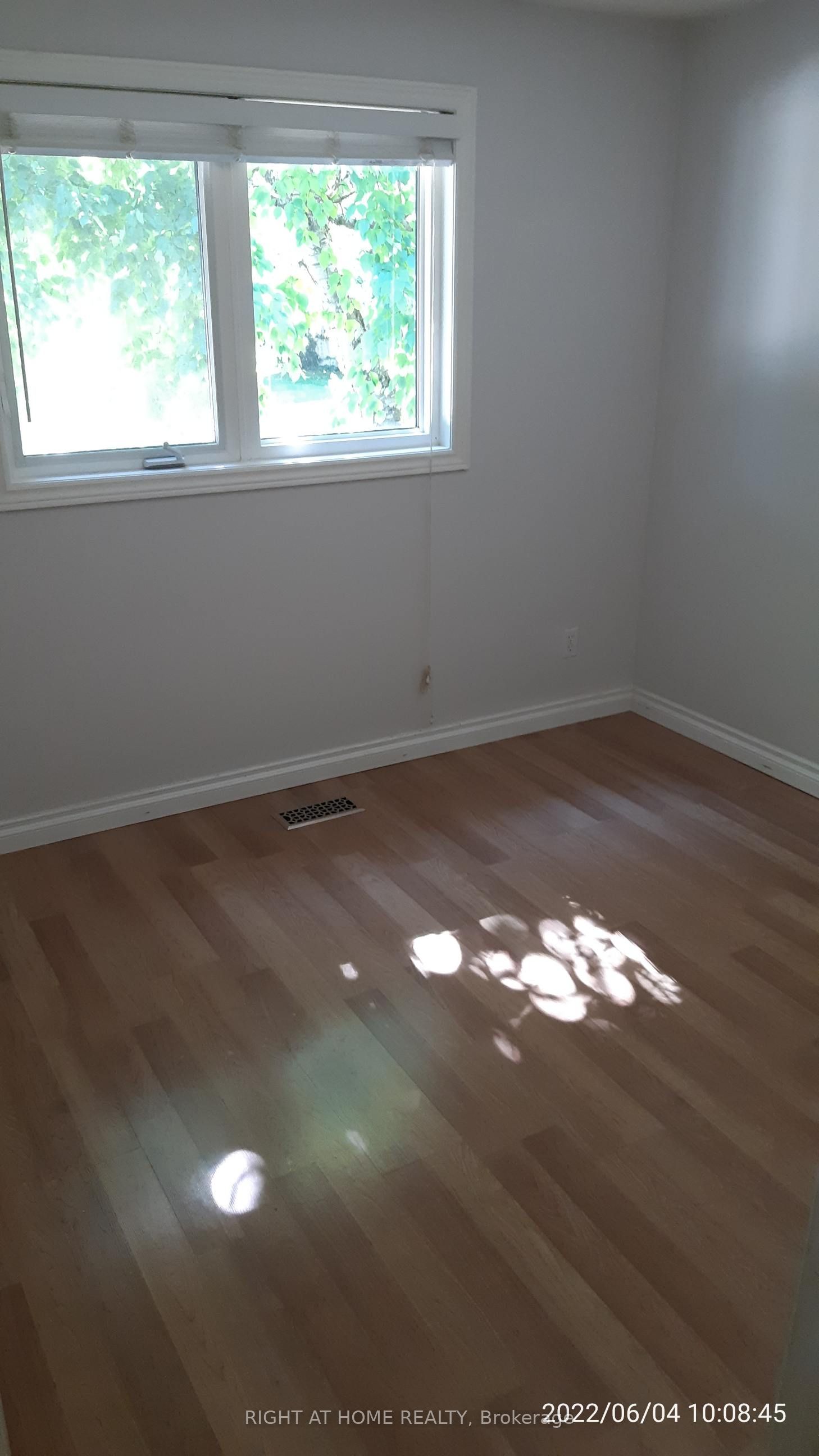 266 Gunn Avenue Property Photo 15