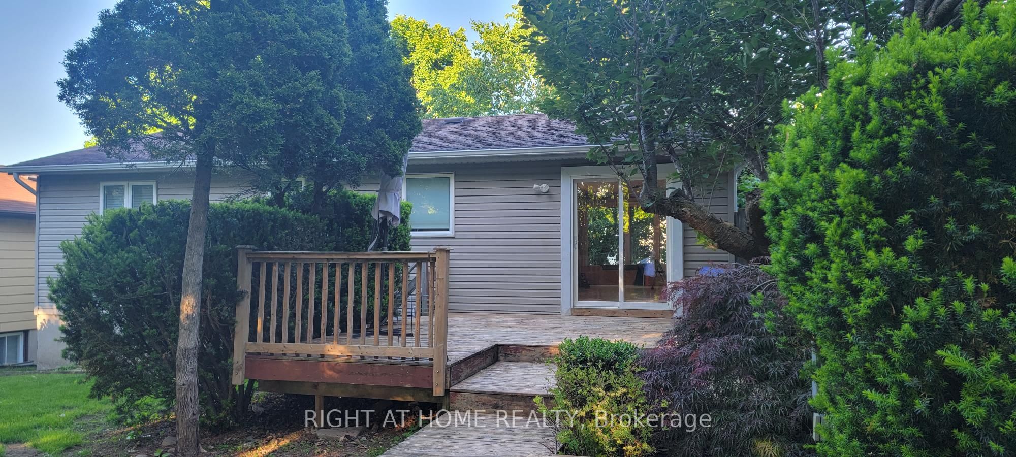 266 Gunn Avenue Property Photo 23