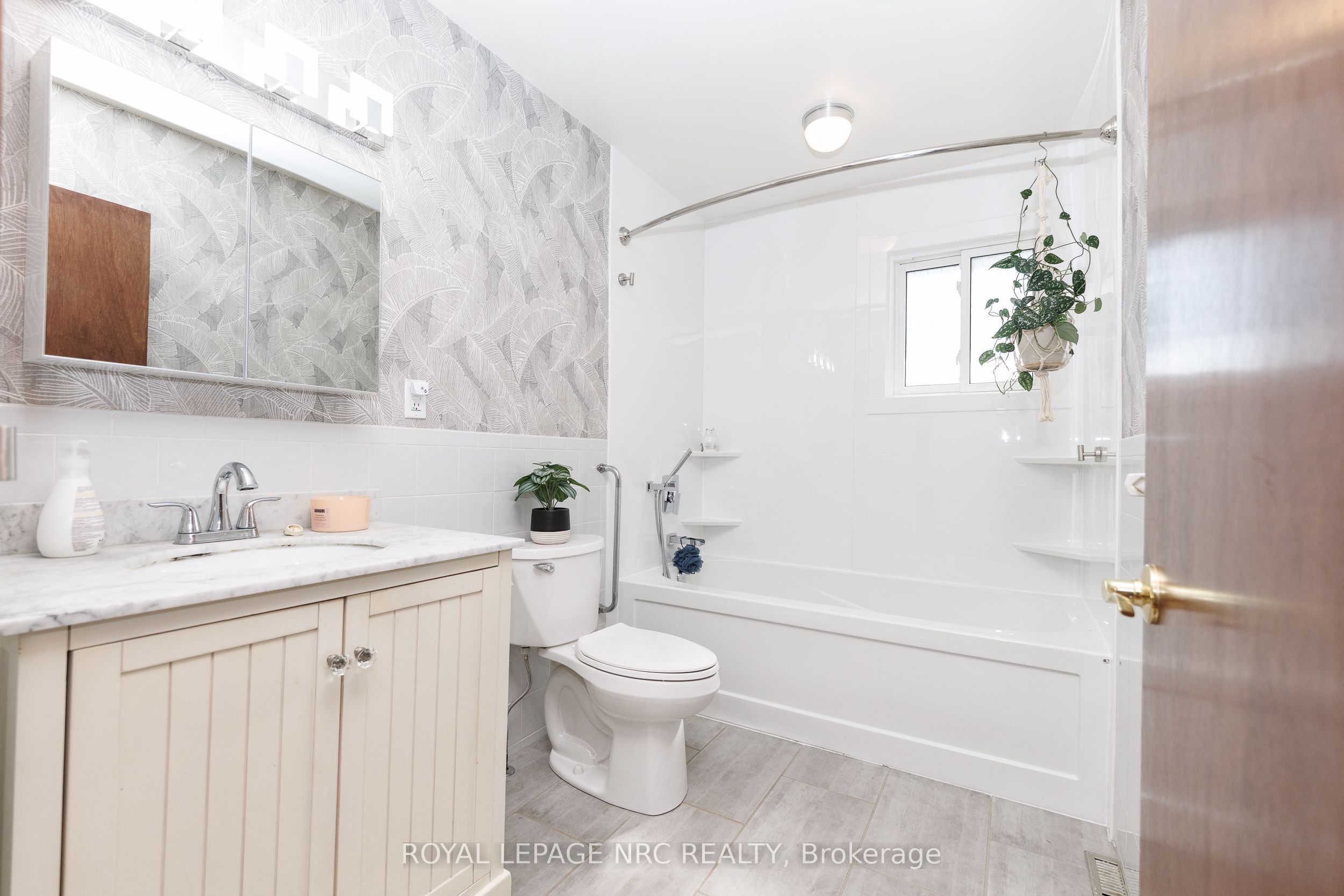 85 Regent Drive Property Photo 27