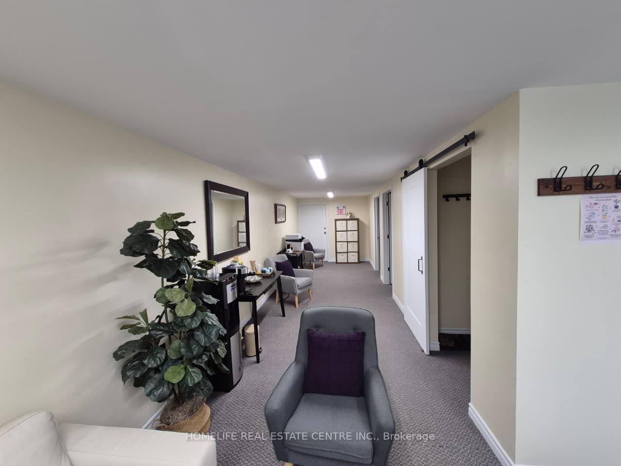 45 Dalkeith Drive 1 (upper) Property Photo 6