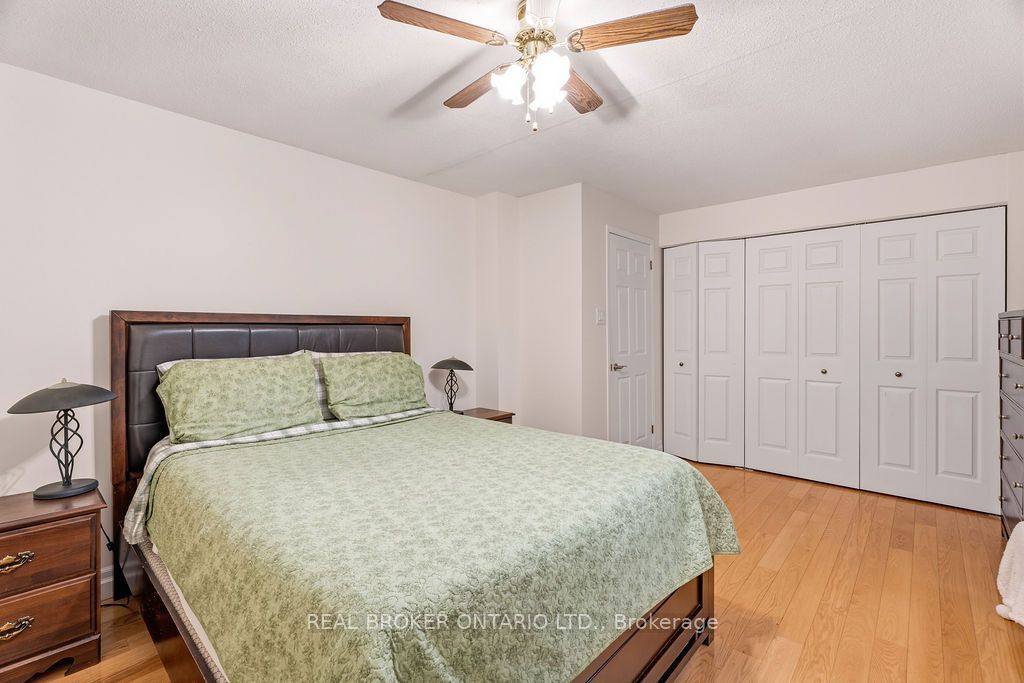 1699e Lamoureux Drive Property Photo 21
