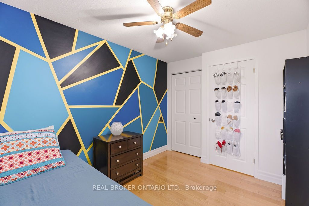 1699e Lamoureux Drive Property Photo 26
