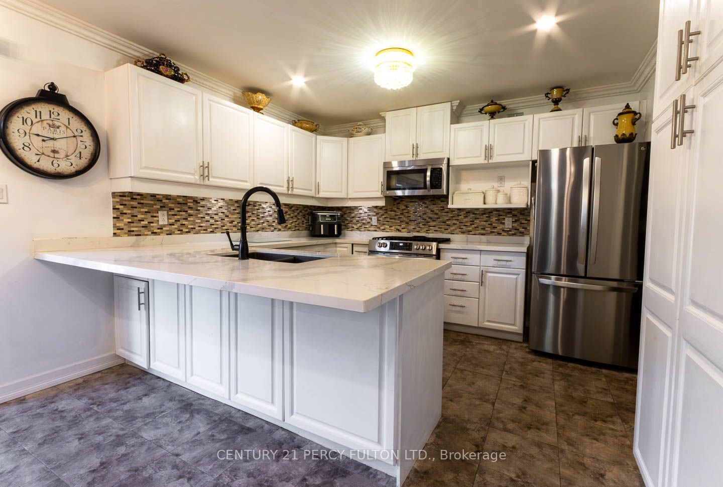 7 Bridlewood Lane Property Photo 10