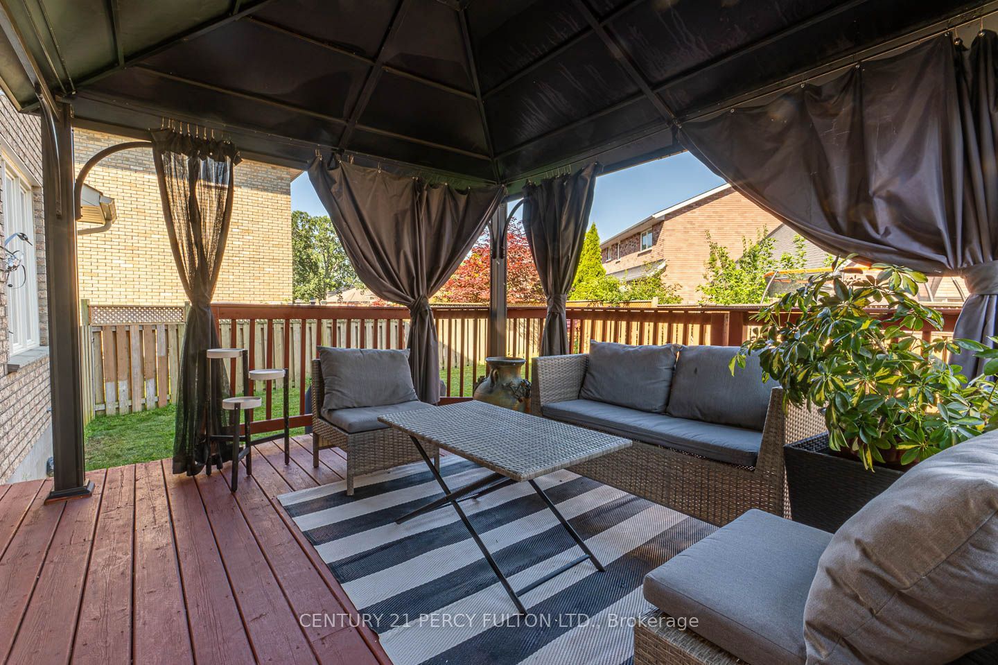 7 Bridlewood Lane Property Photo 28