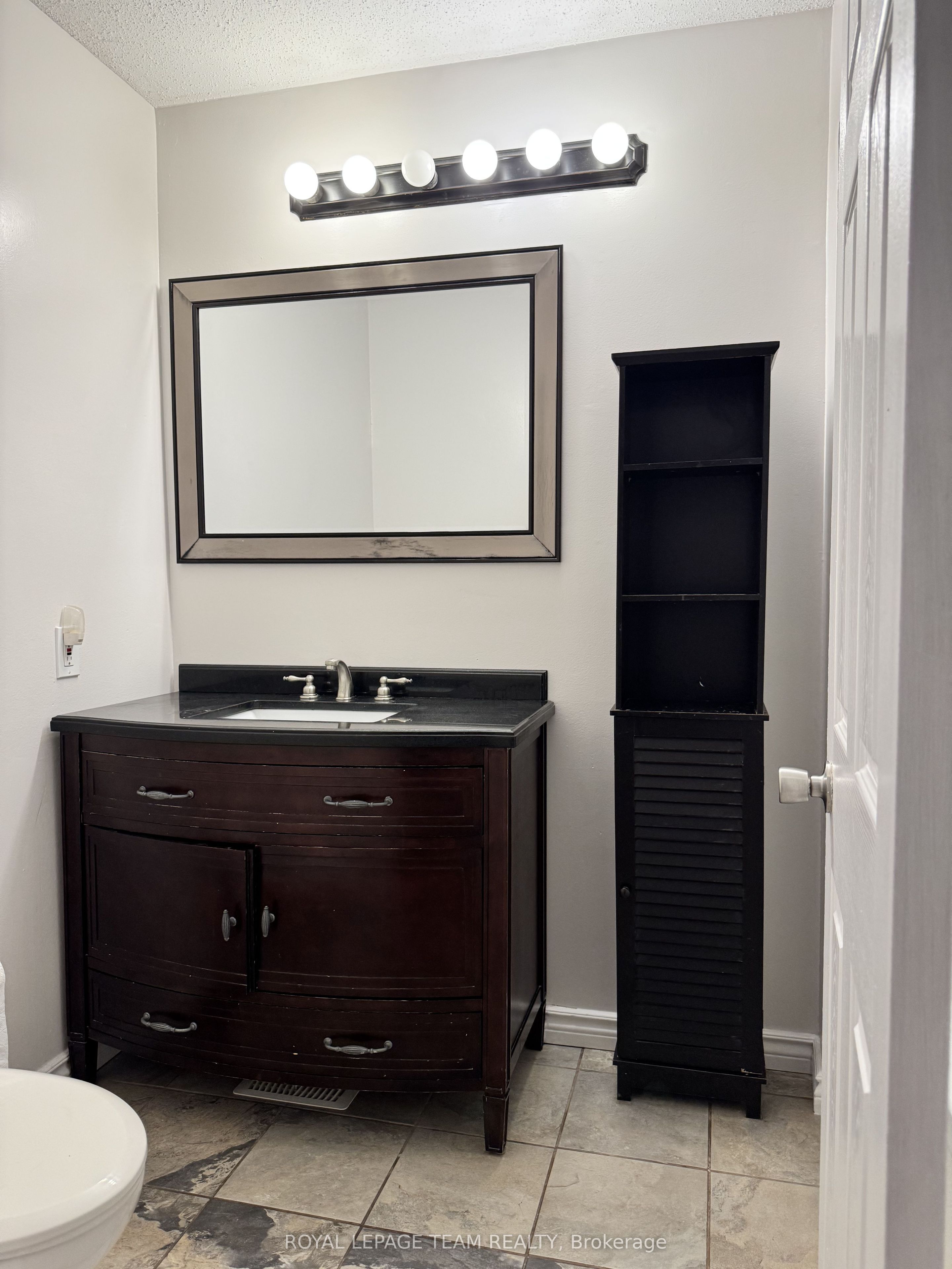 145 Penfield Drive Property Photo 19