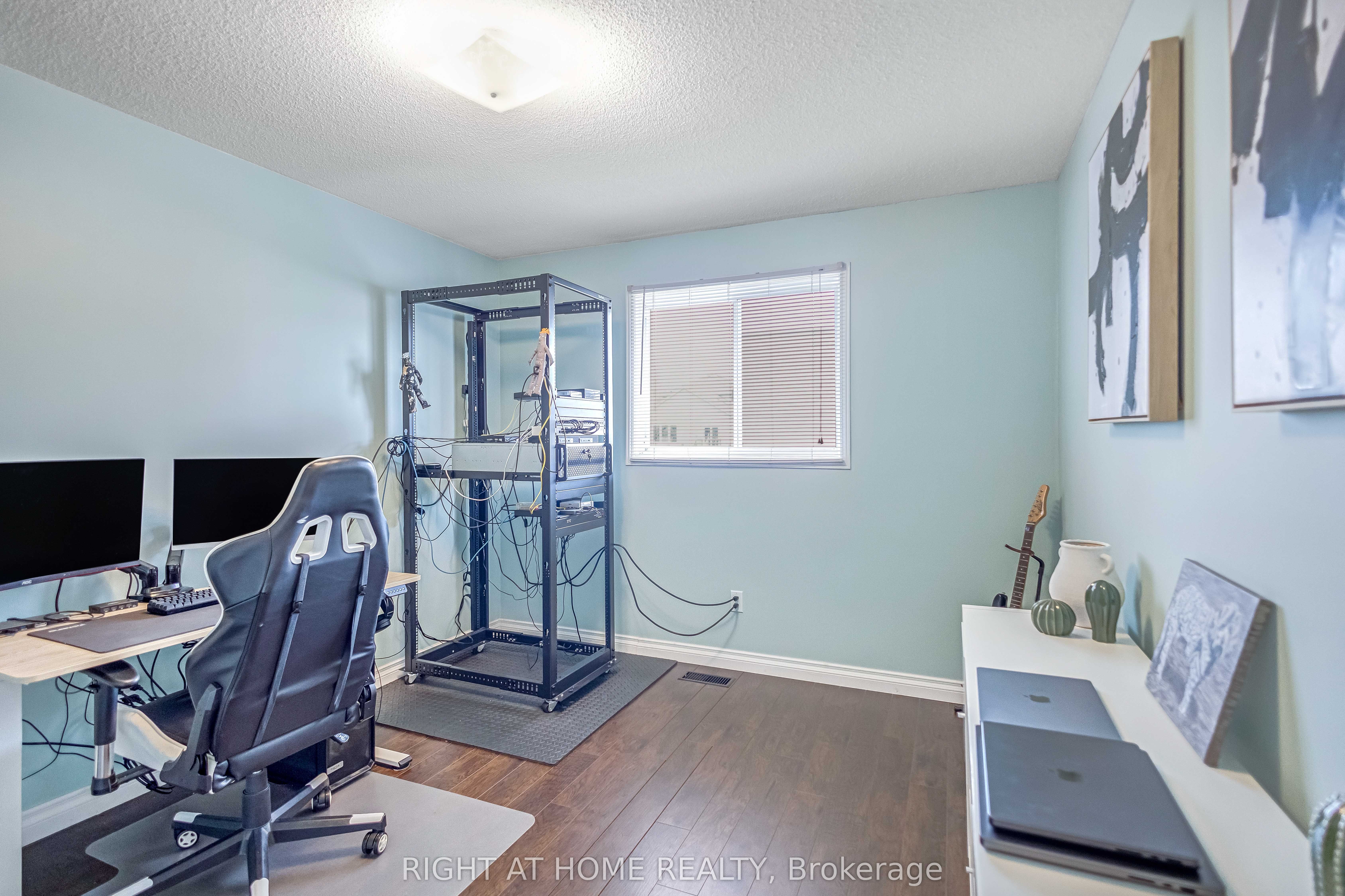 8 Brantdale Avenue Property Photo 16
