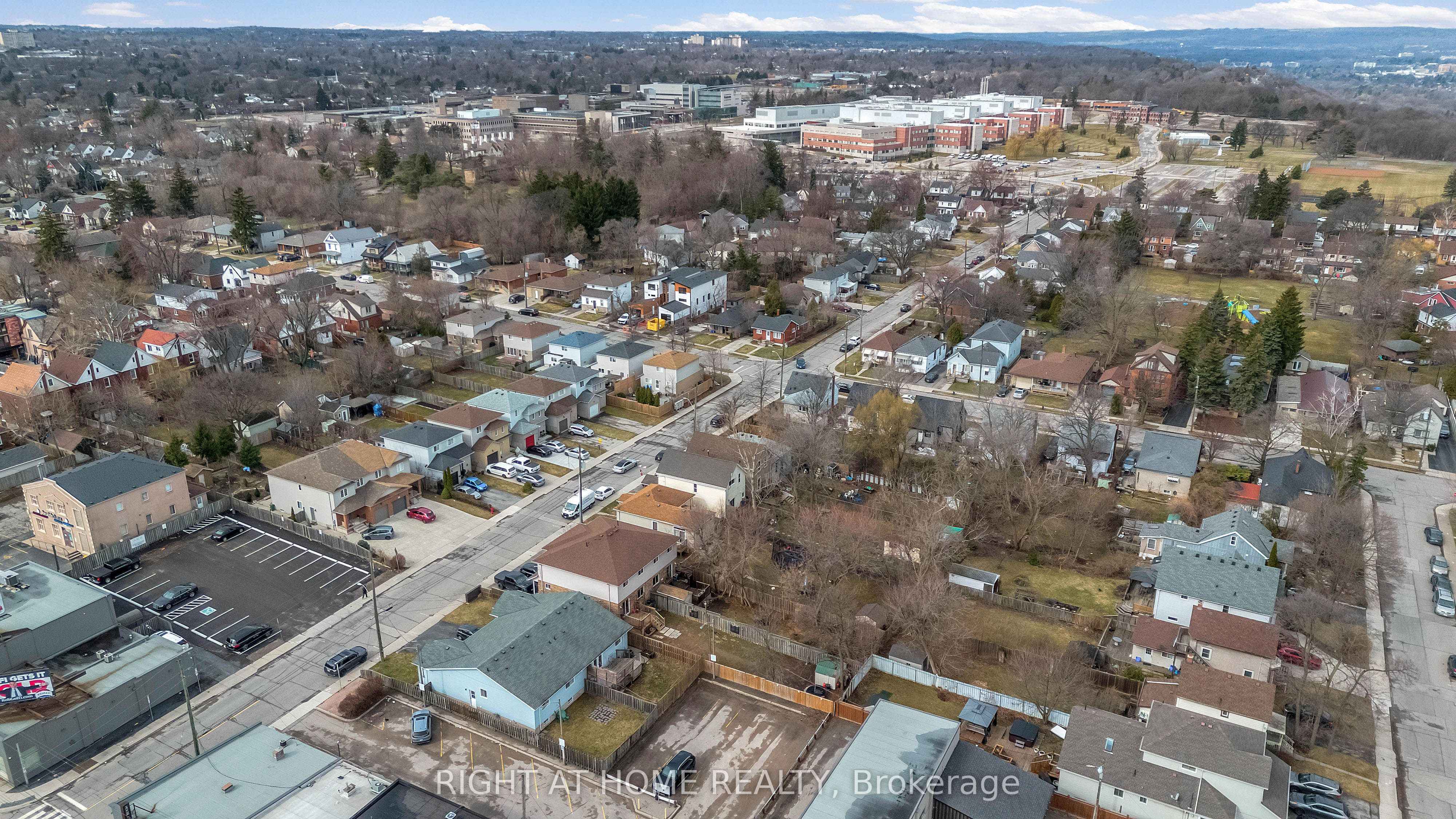 8 Brantdale Avenue Property Photo 29