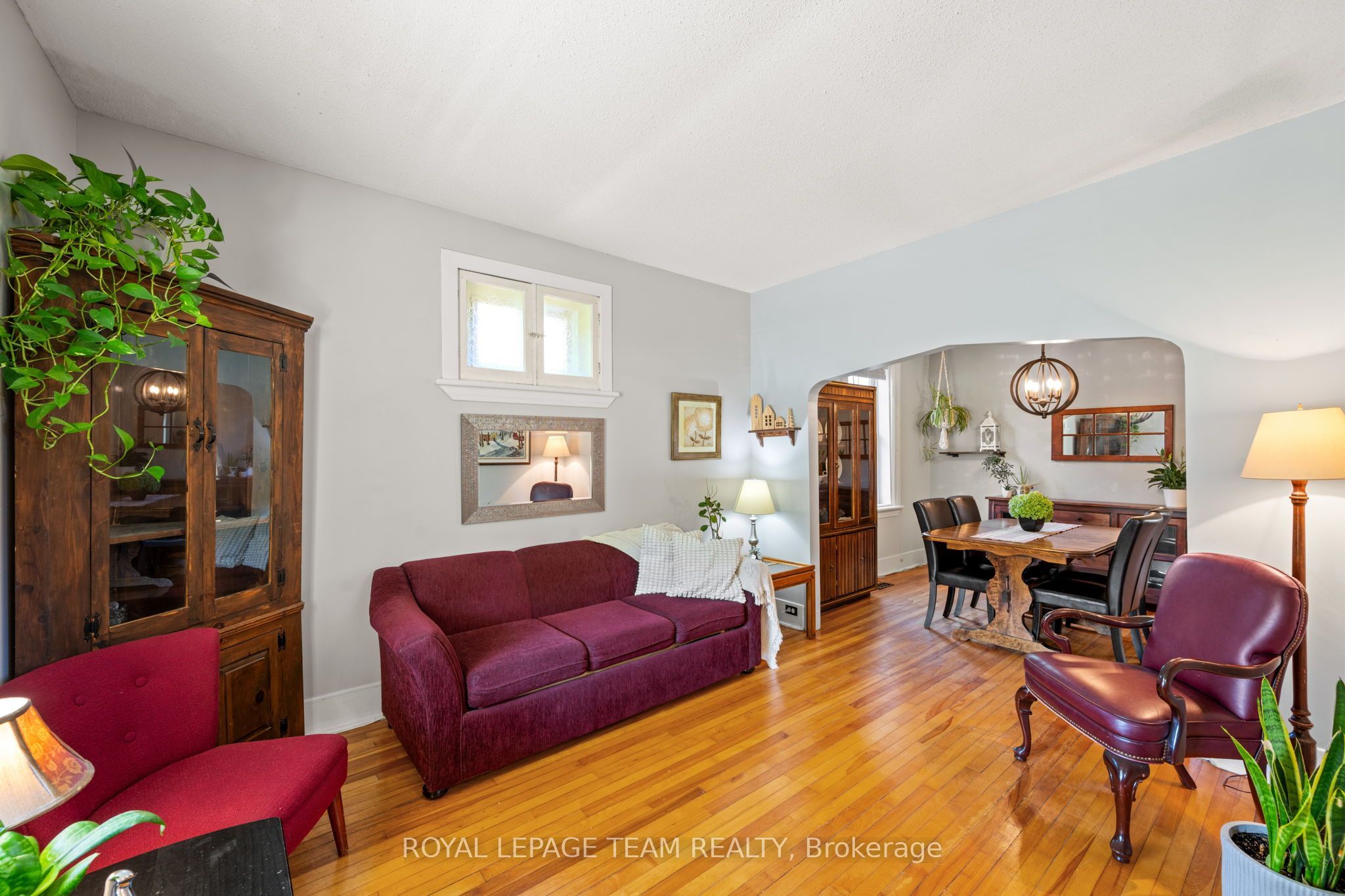 6215 Abbott Street W Property Photo 6