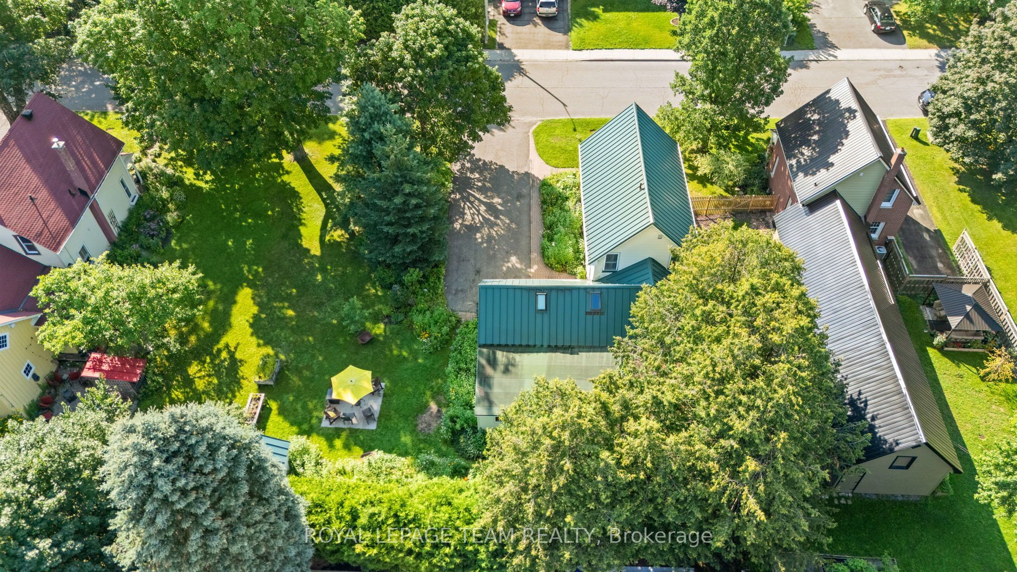 6215 Abbott Street W Property Photo 30