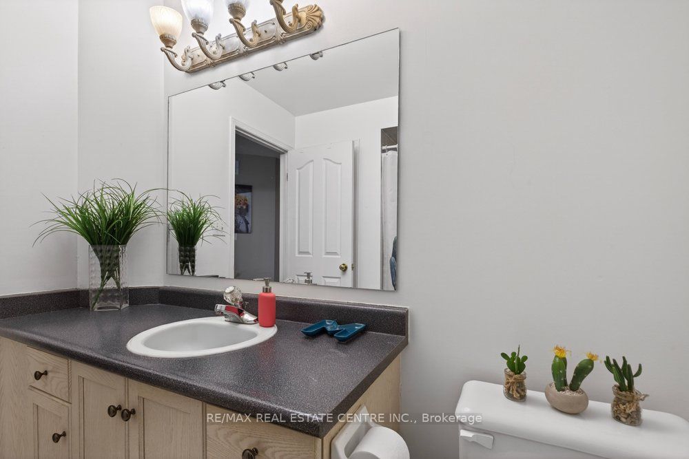 10 Cadham Boulevard 29 Property Photo 24