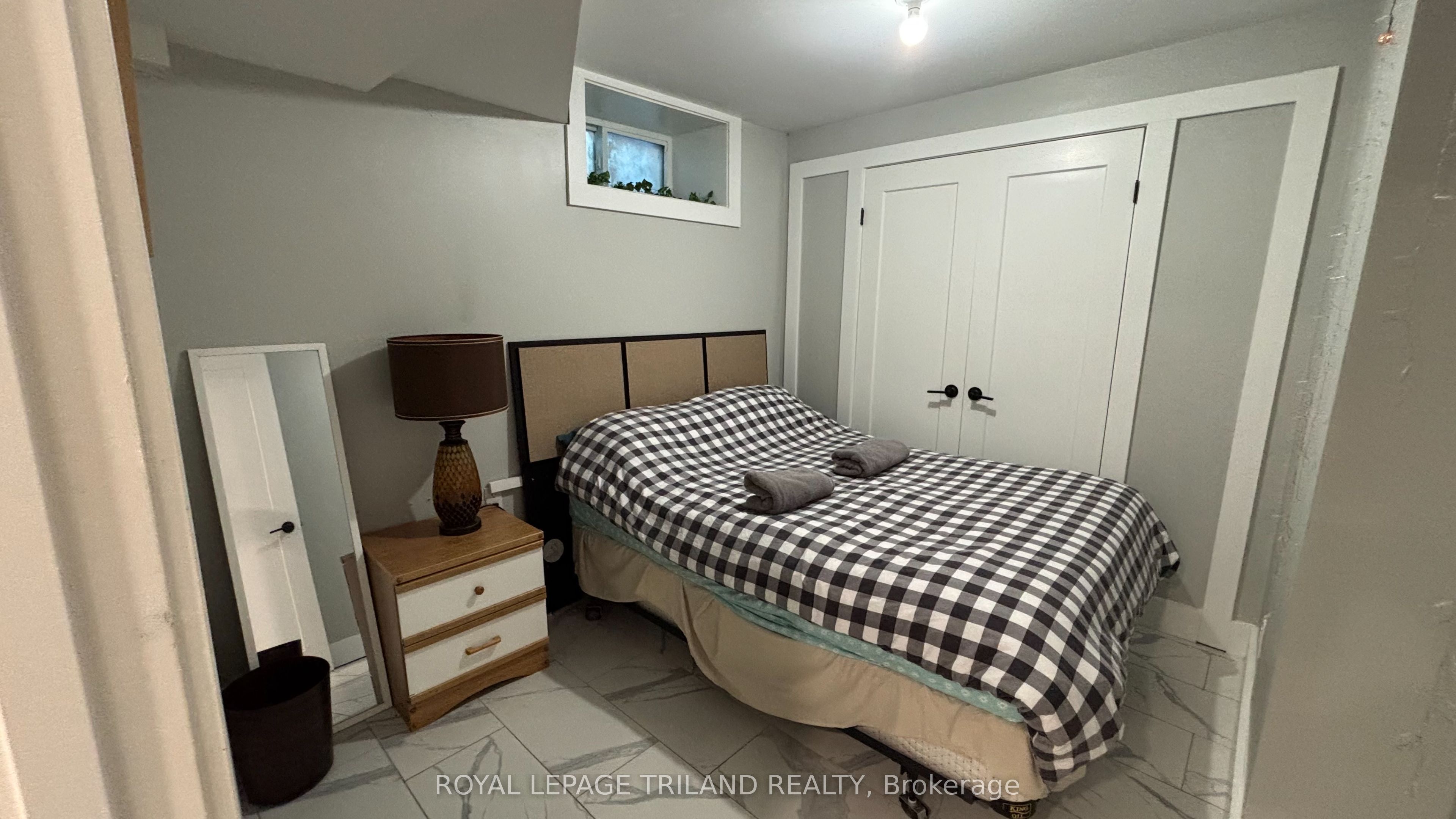 325 George Street 4 Property Photo 6
