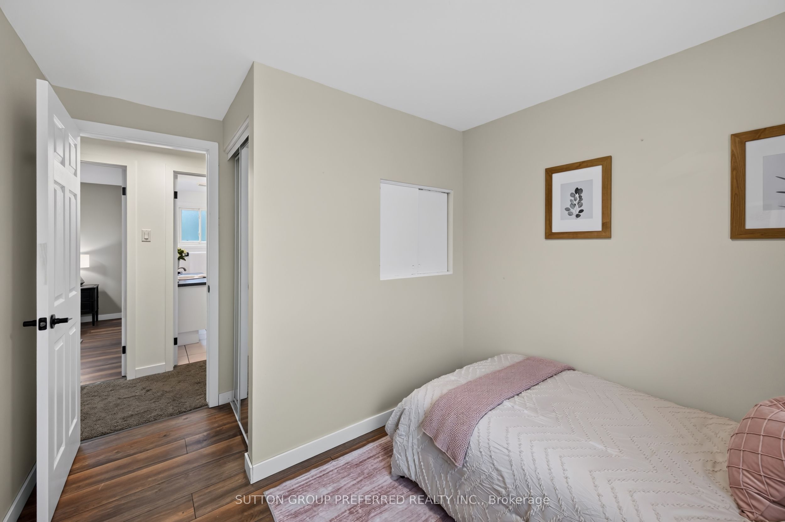 240 Byron Avenue Property Photo 26