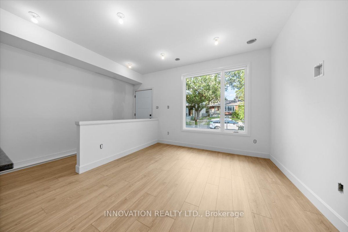 486-1 Wentworth Avenue Property Photo 4