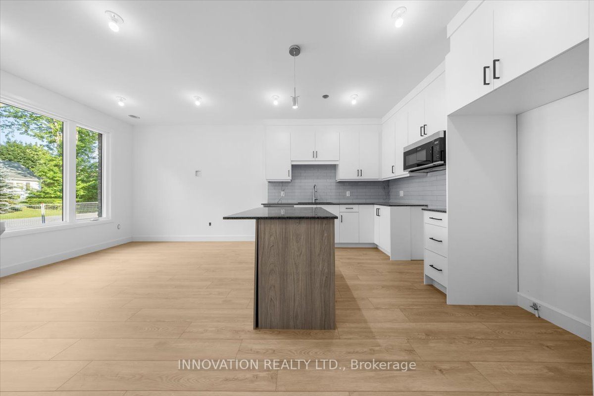 486-1 Wentworth Avenue Property Photo 7