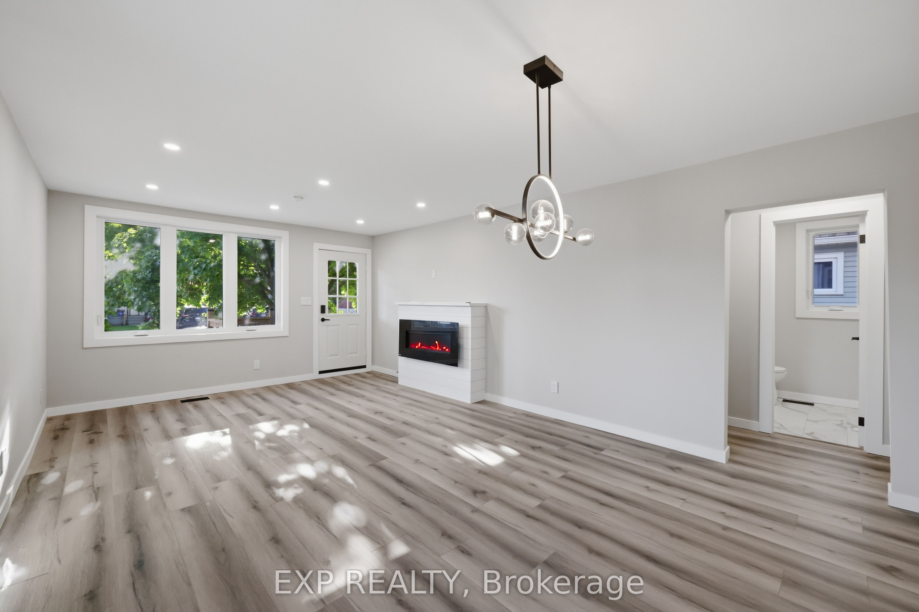 70 Mackay Avenue Property Photo 5