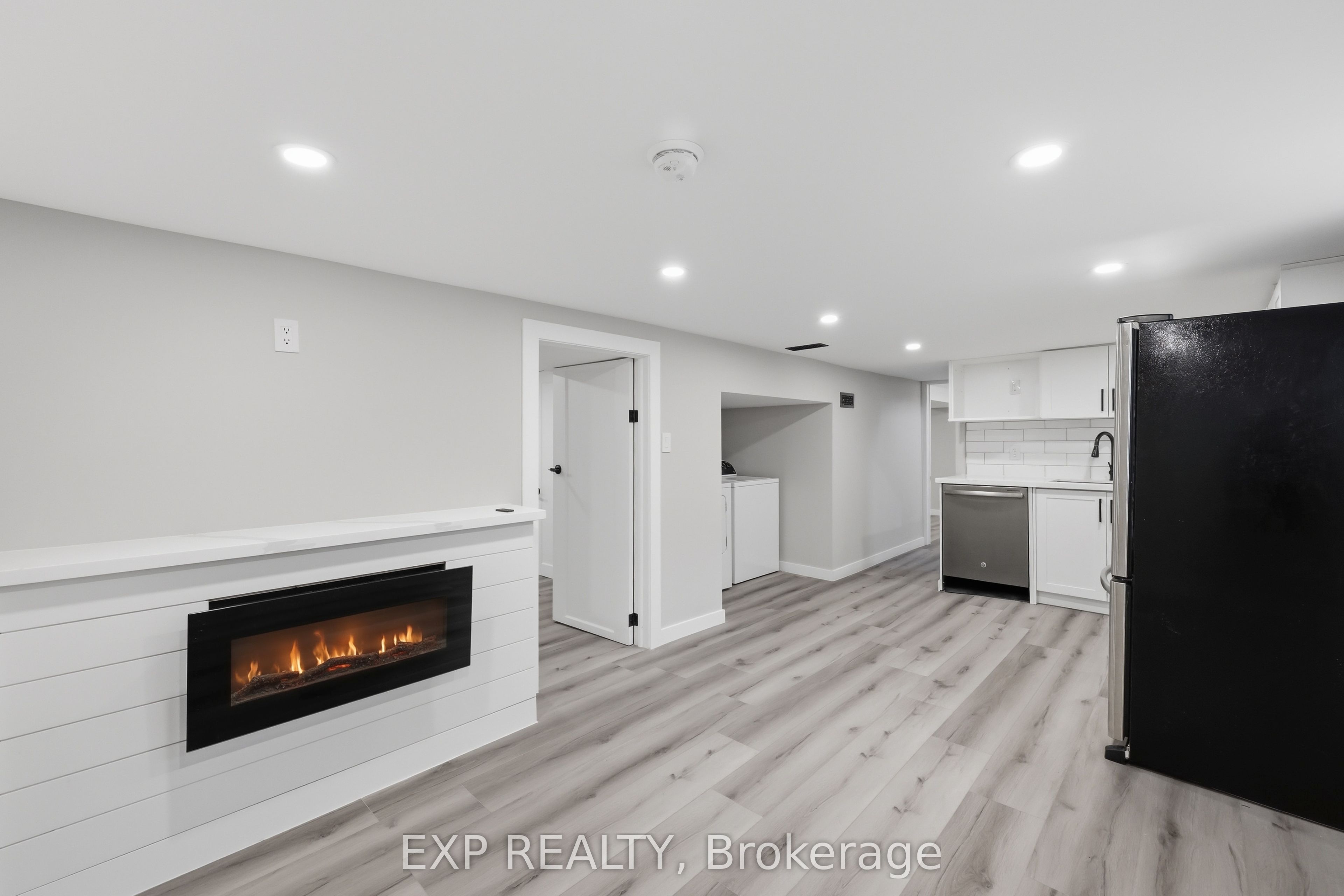 70 Mackay Avenue Property Photo 18