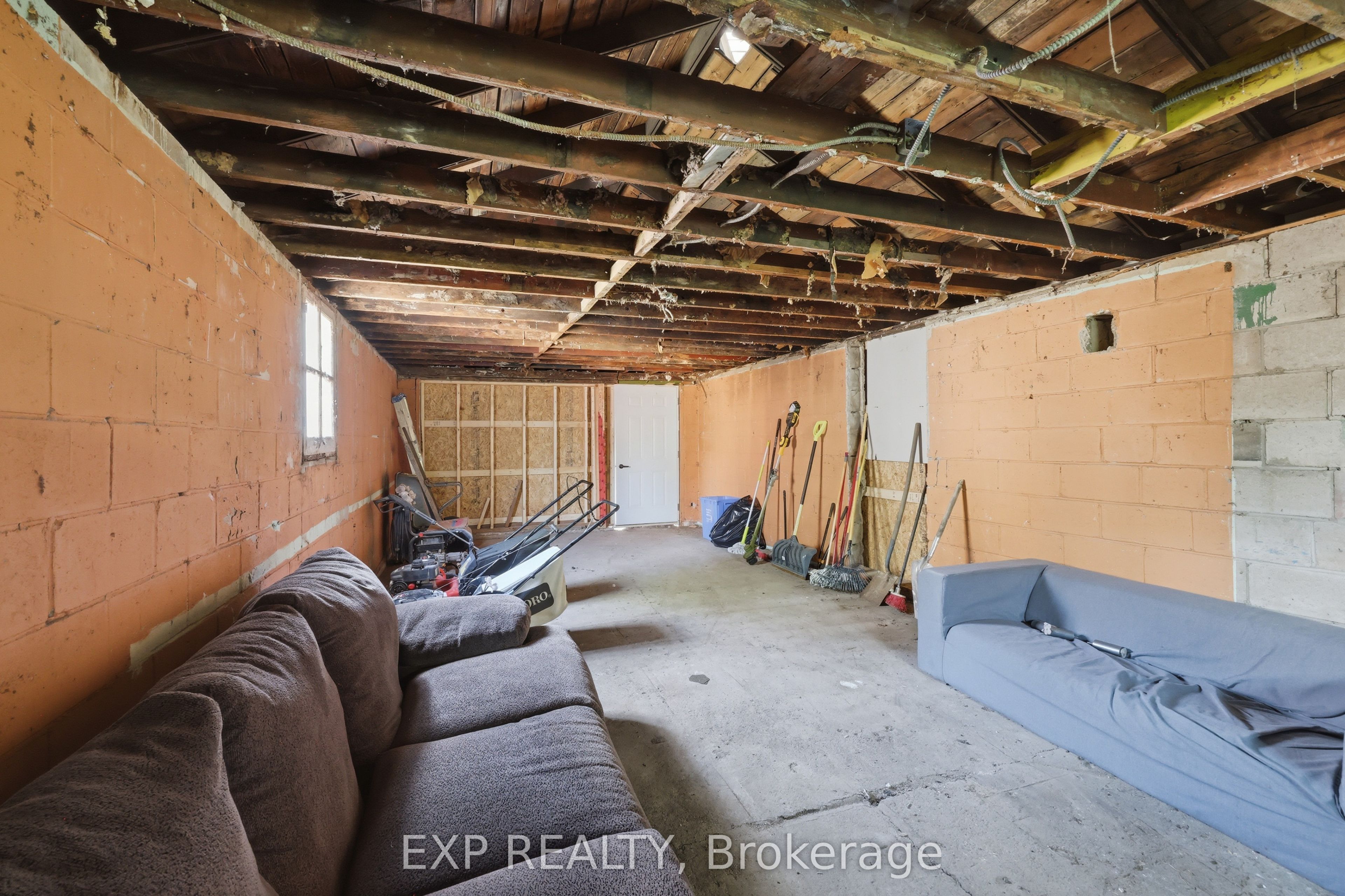 70 Mackay Avenue Property Photo 33