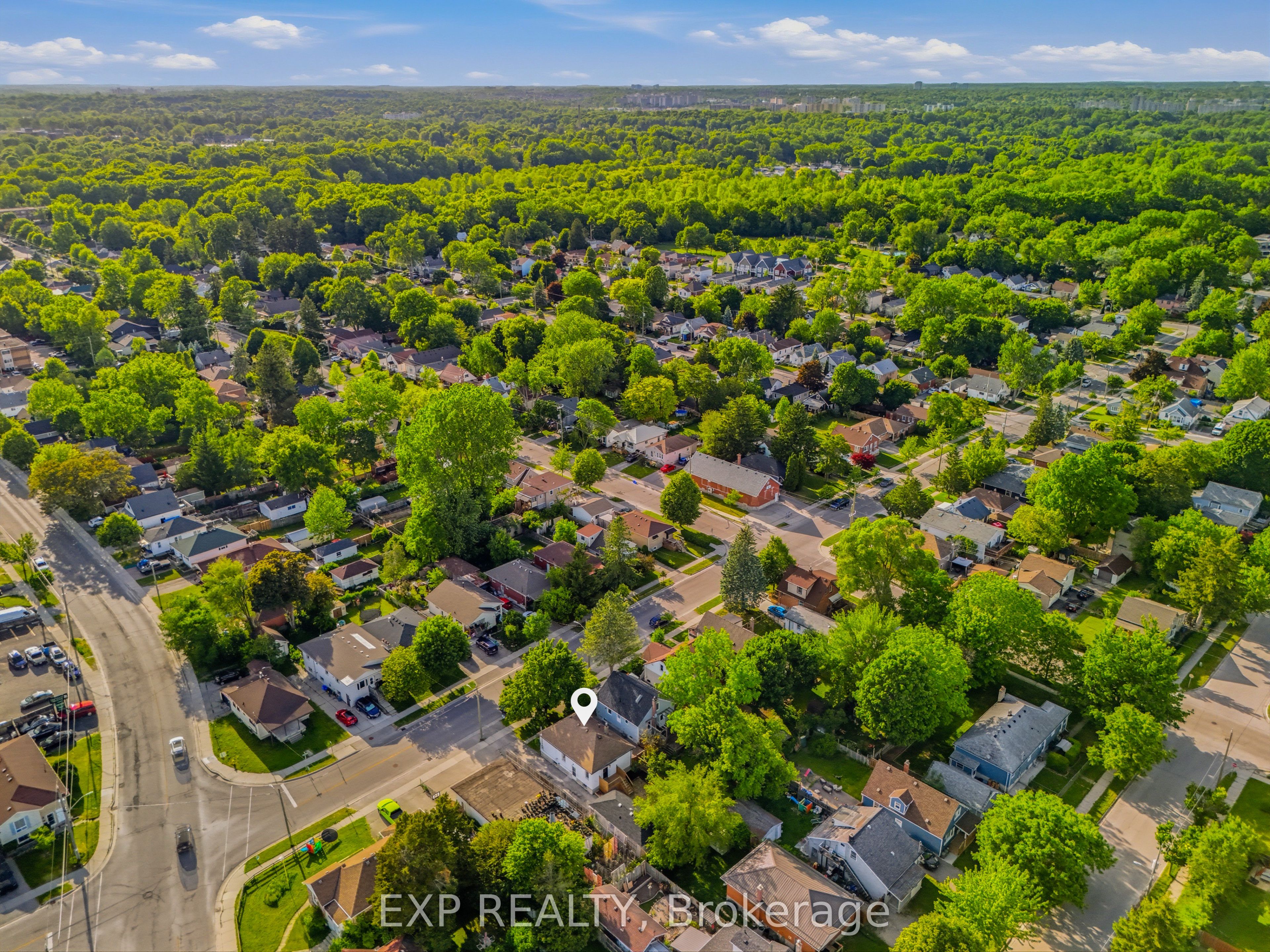 70 Mackay Avenue Property Photo 37