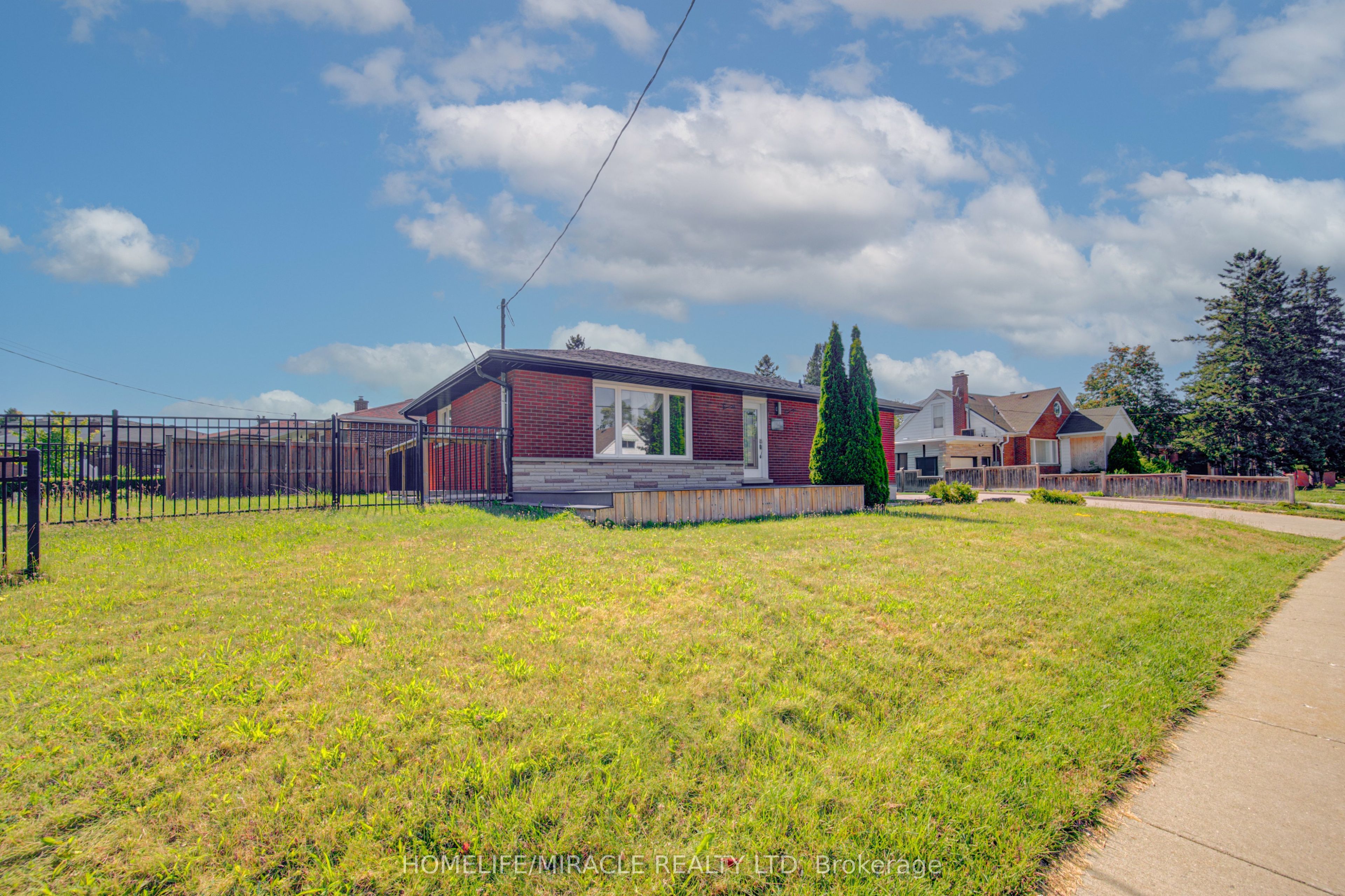 161 Kipling Avenue Property Photo 1