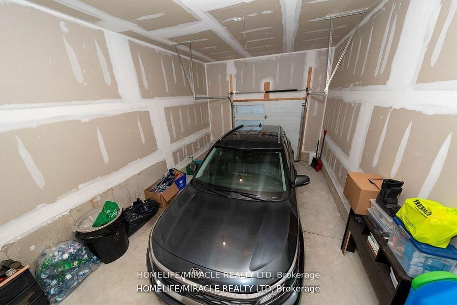 139 Siebert Avenue Property Photo 15