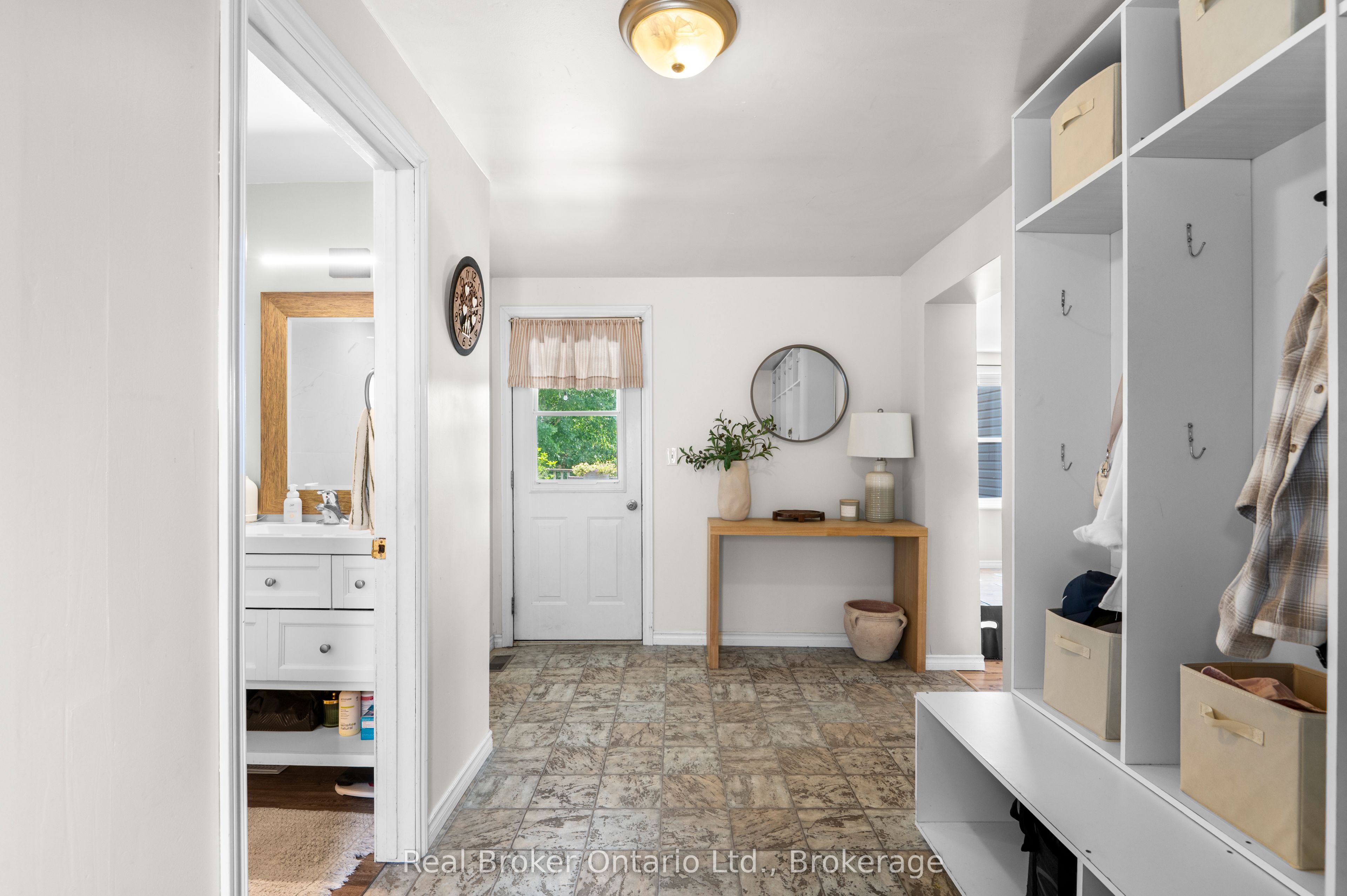1 Wall Street Property Photo 3