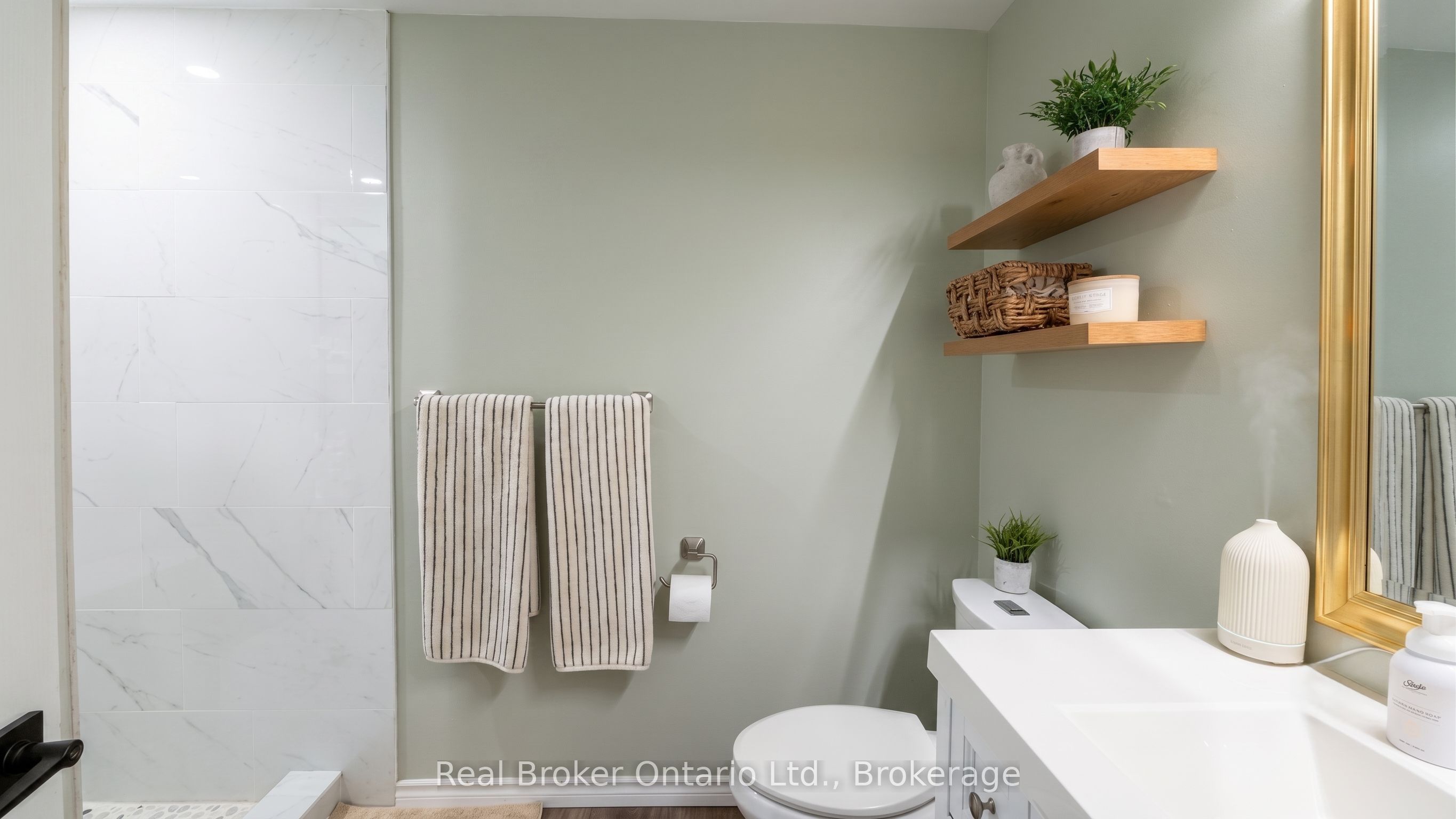 1 Wall Street Property Photo 6