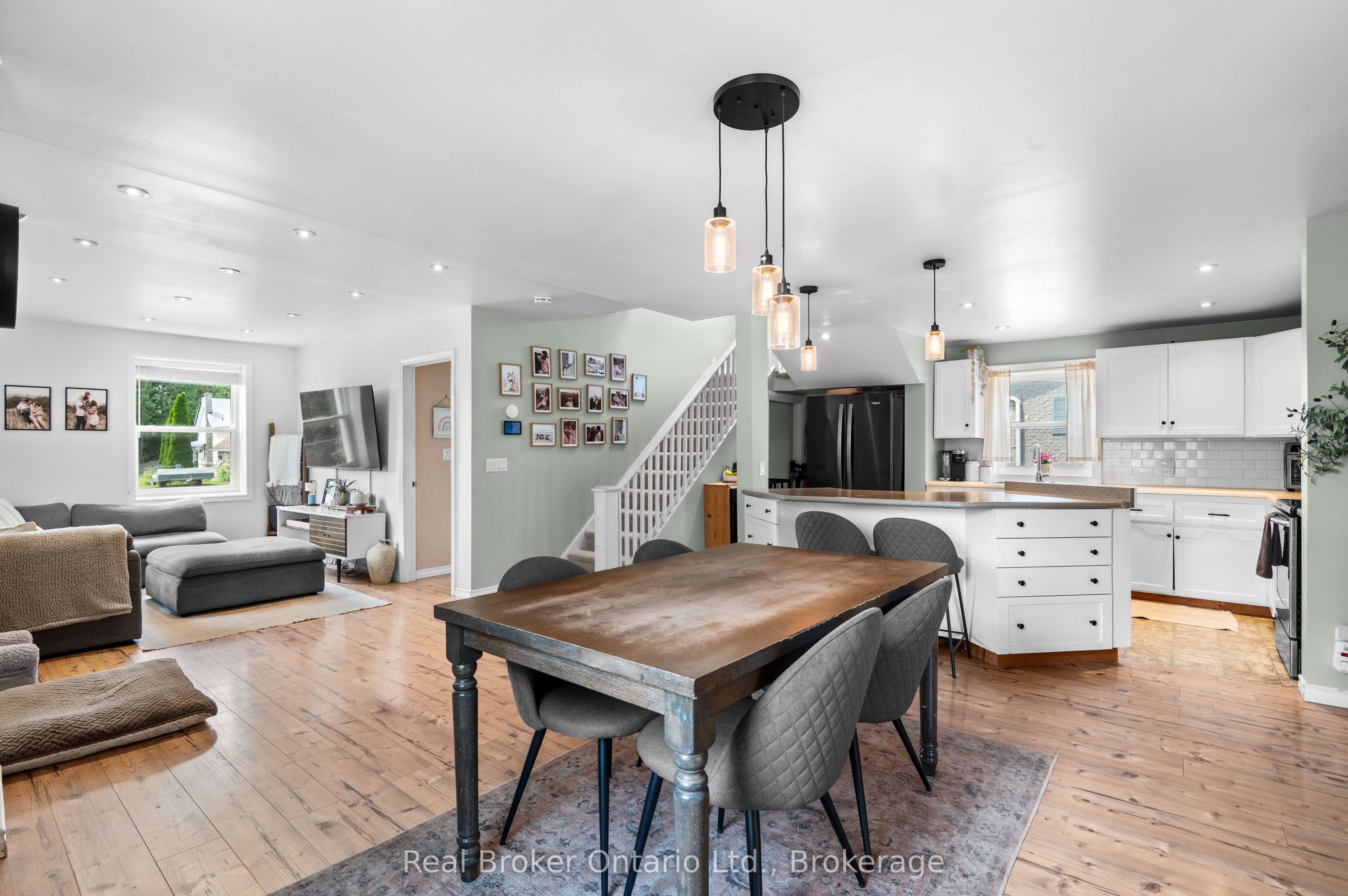 1 Wall Street Property Photo 8