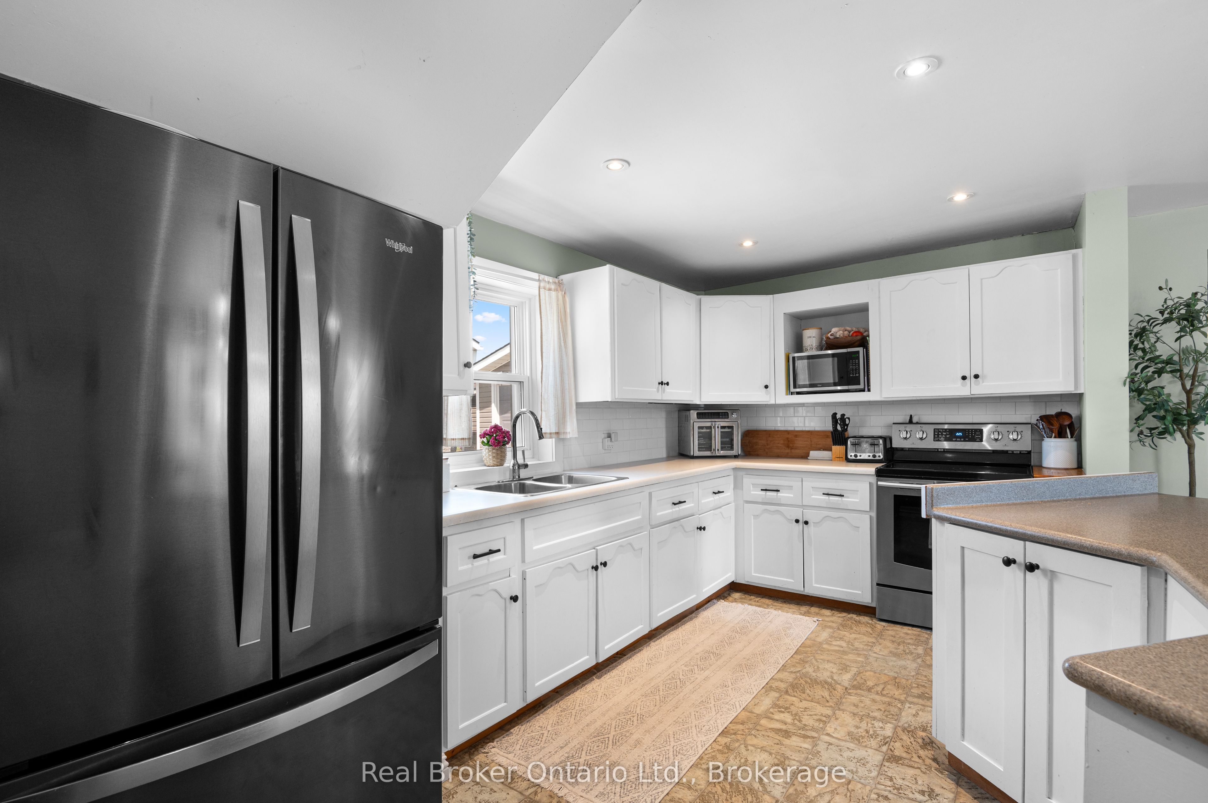 1 Wall Street Property Photo 10