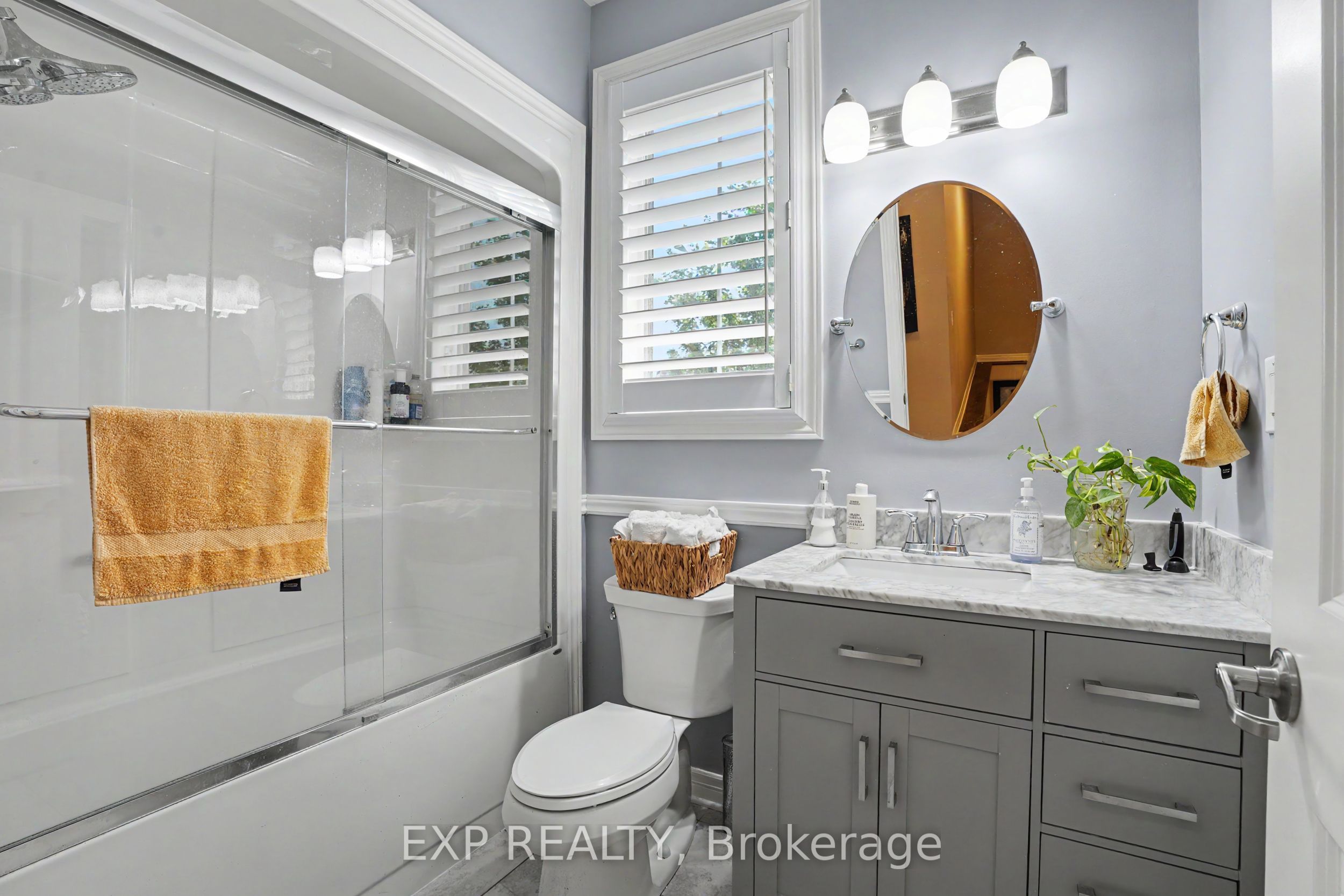 62 Andrew Lane Property Photo 7